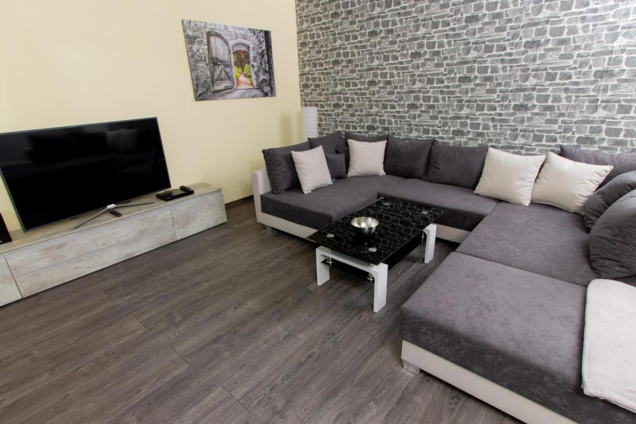 Apartment photo 1