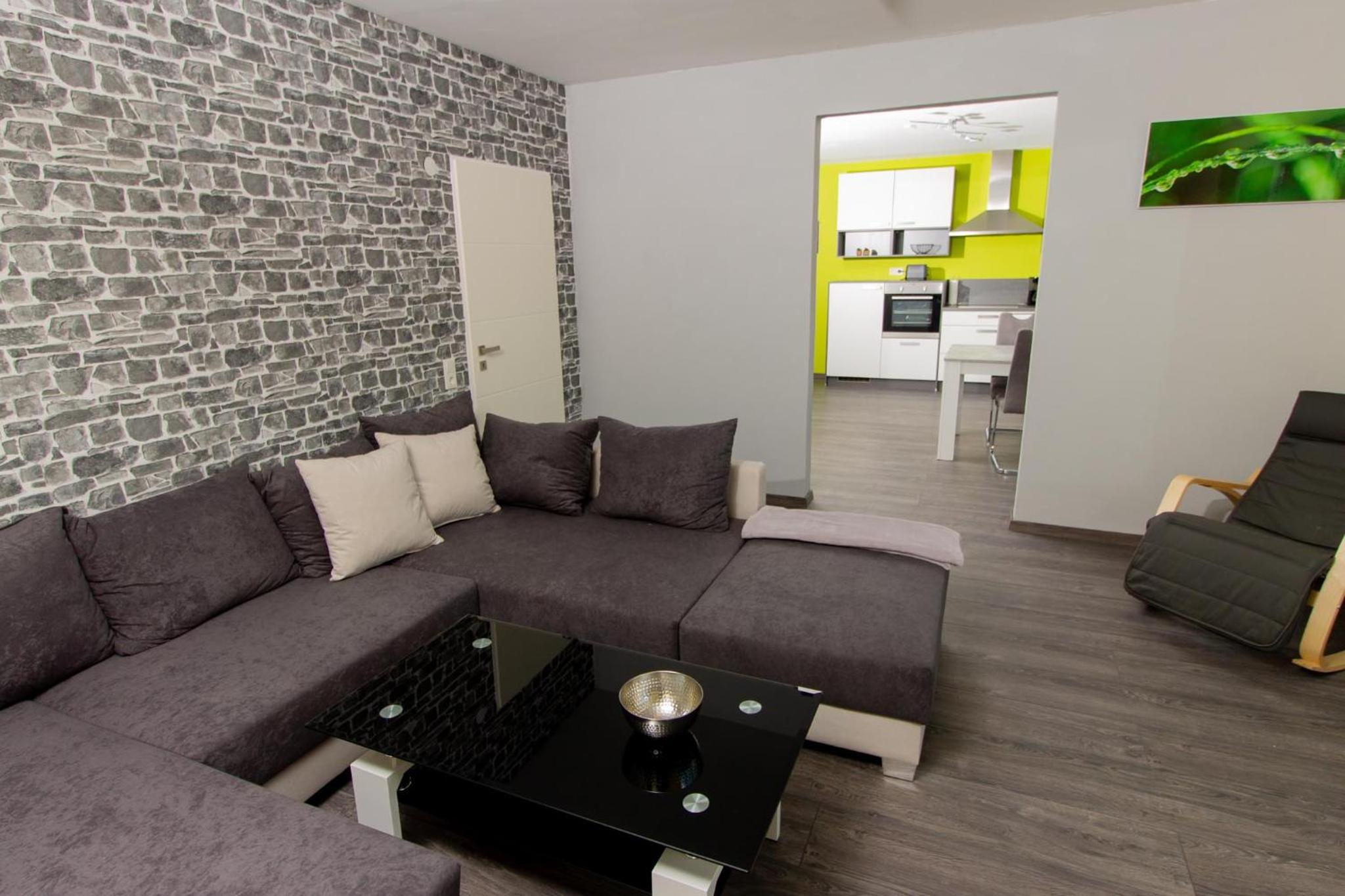 Apartment photo 2