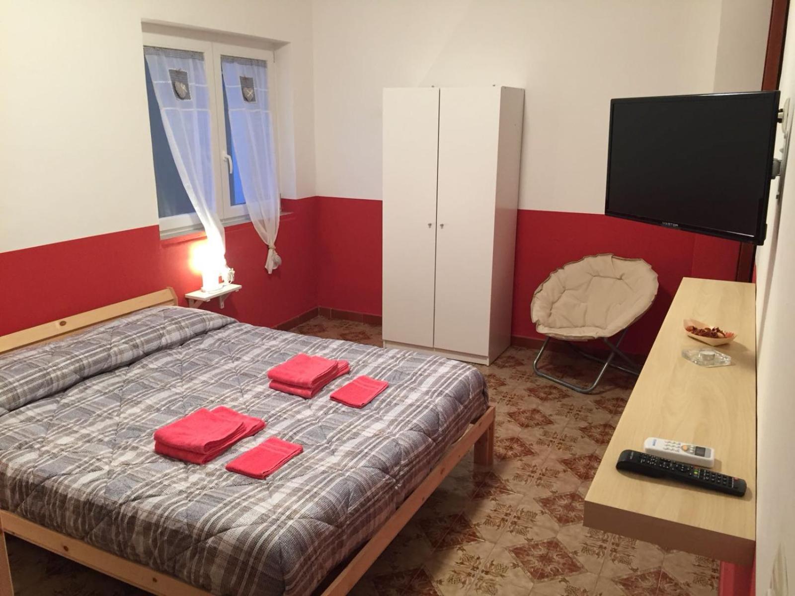 Deluxe Double Room with Extra Bed photo 1