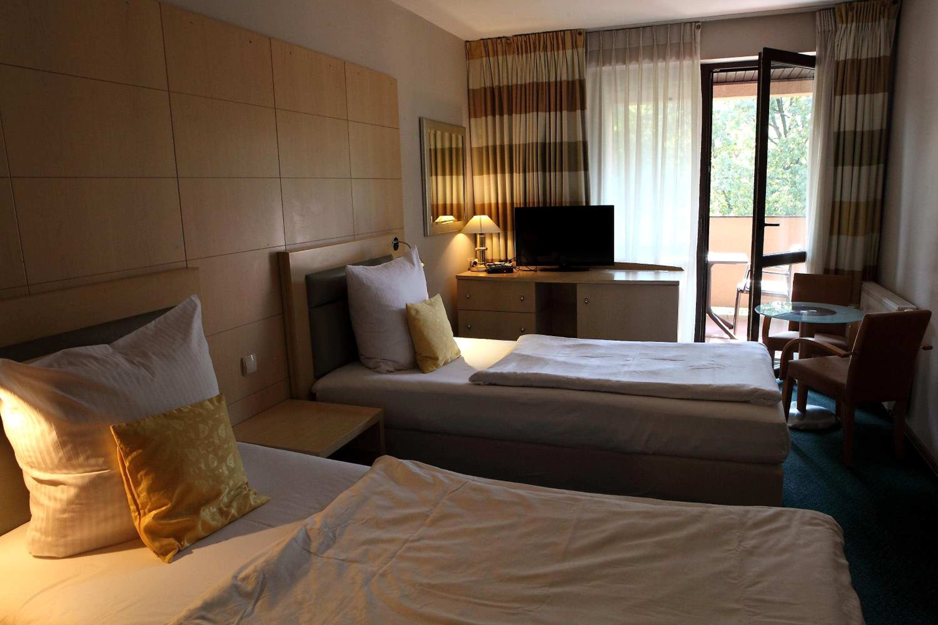Single Room photo 3