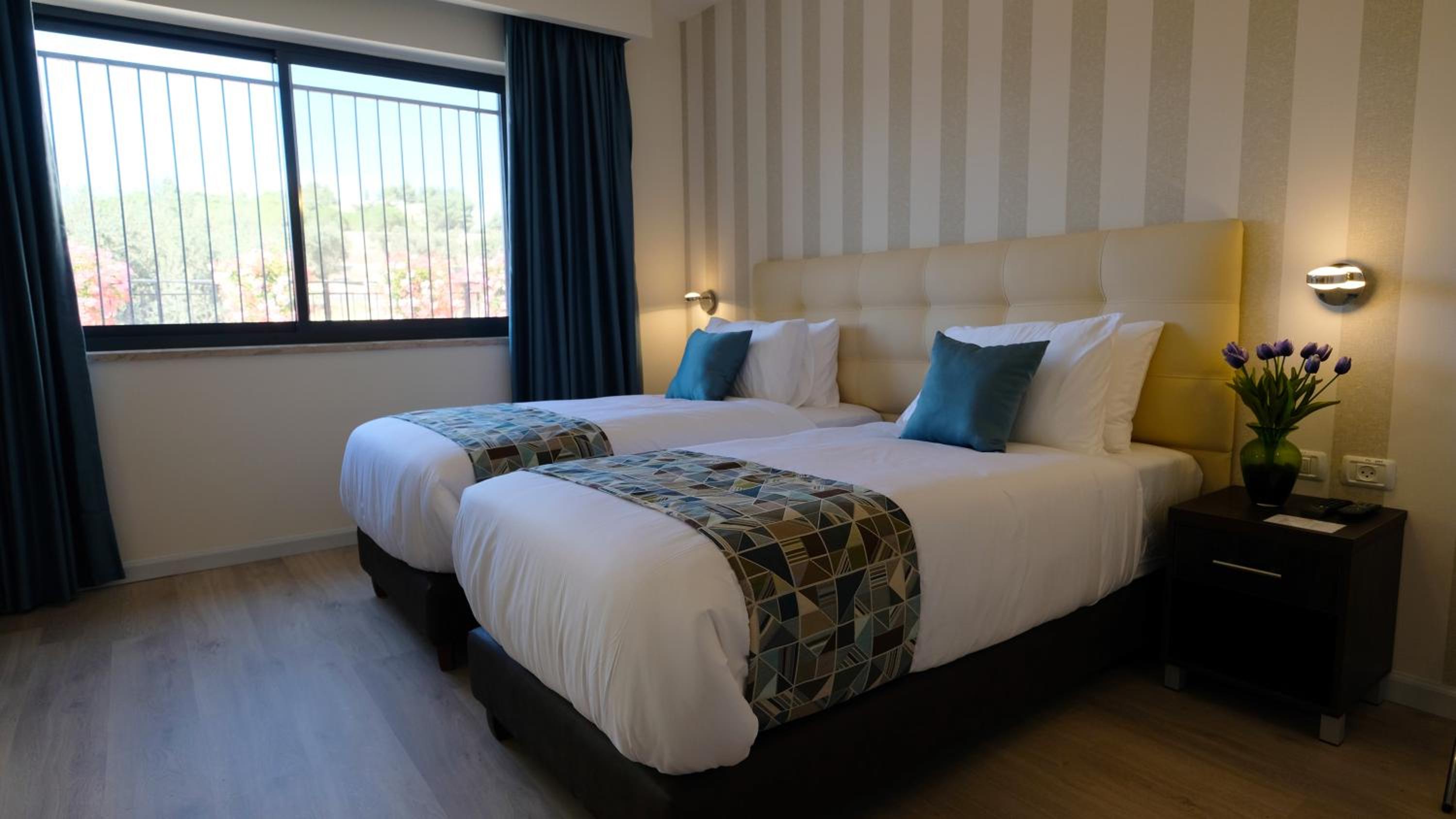 Standard Twin Room photo 3