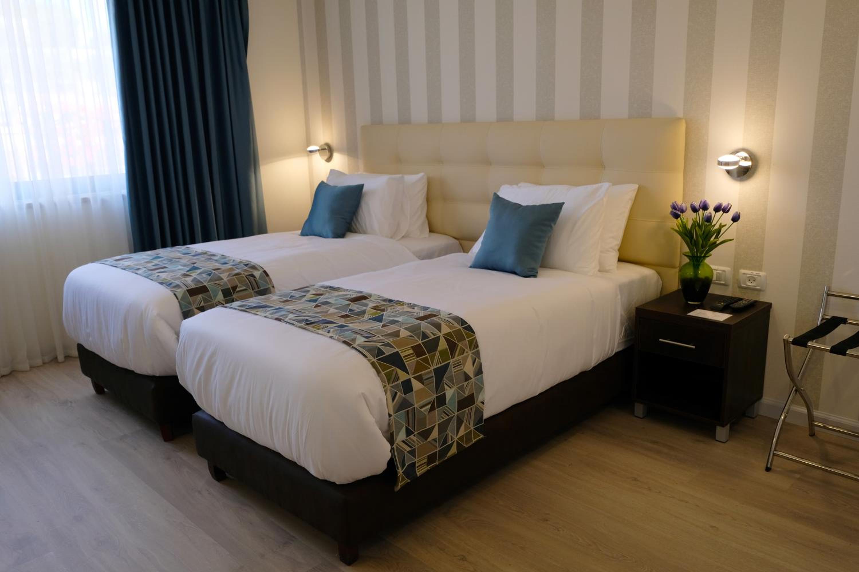 Standard Twin Room photo 1