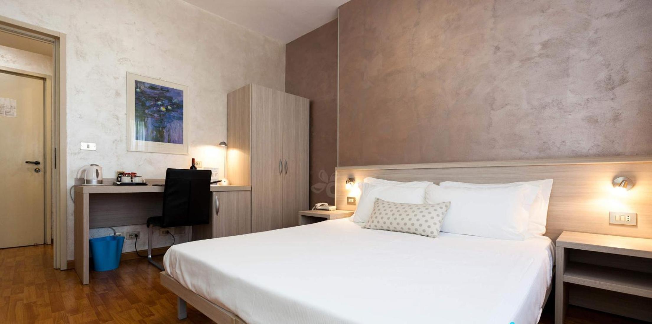 Two Connecting Rooms - Photo 18