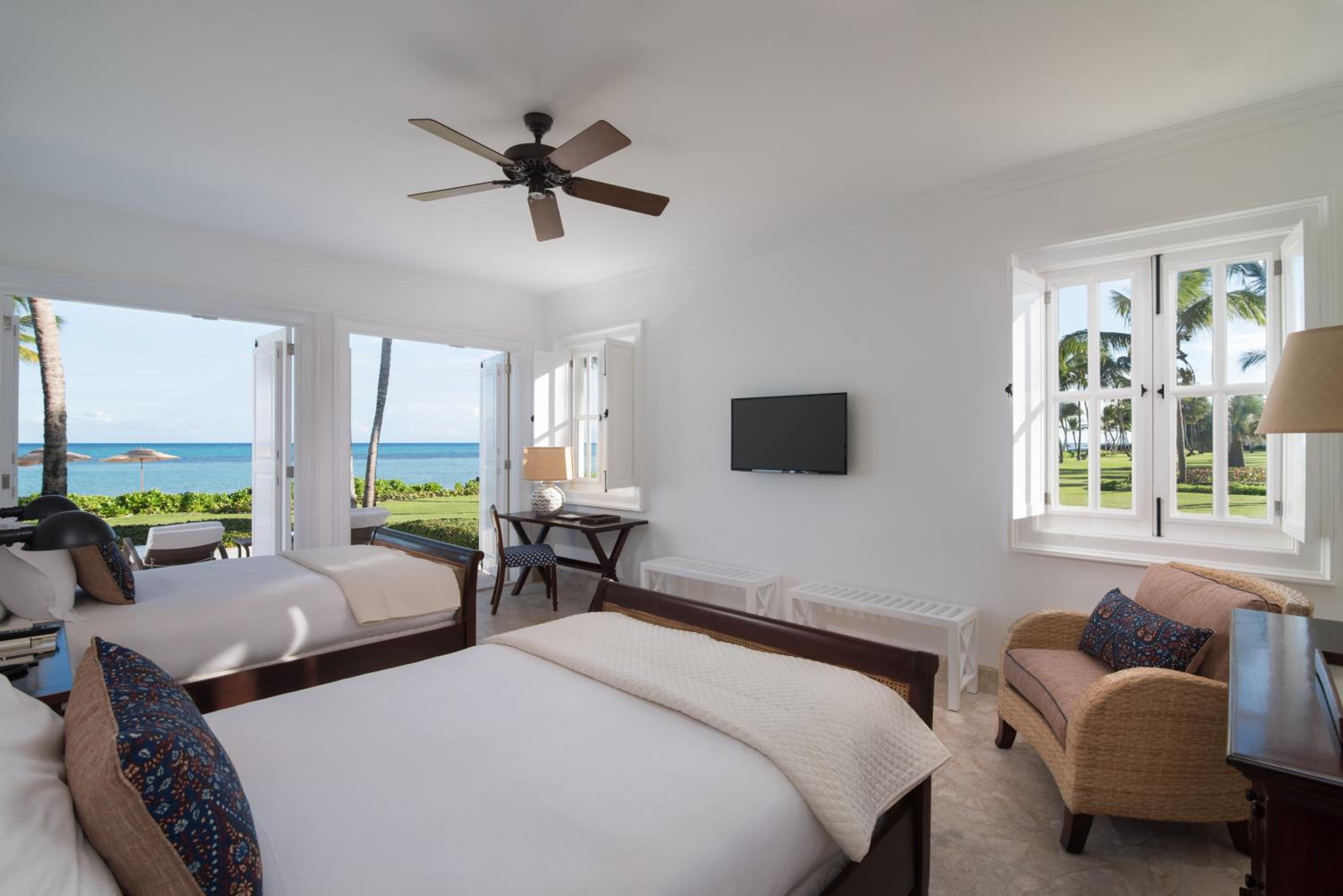 Beach Front Two Bedroom Suite photo 3