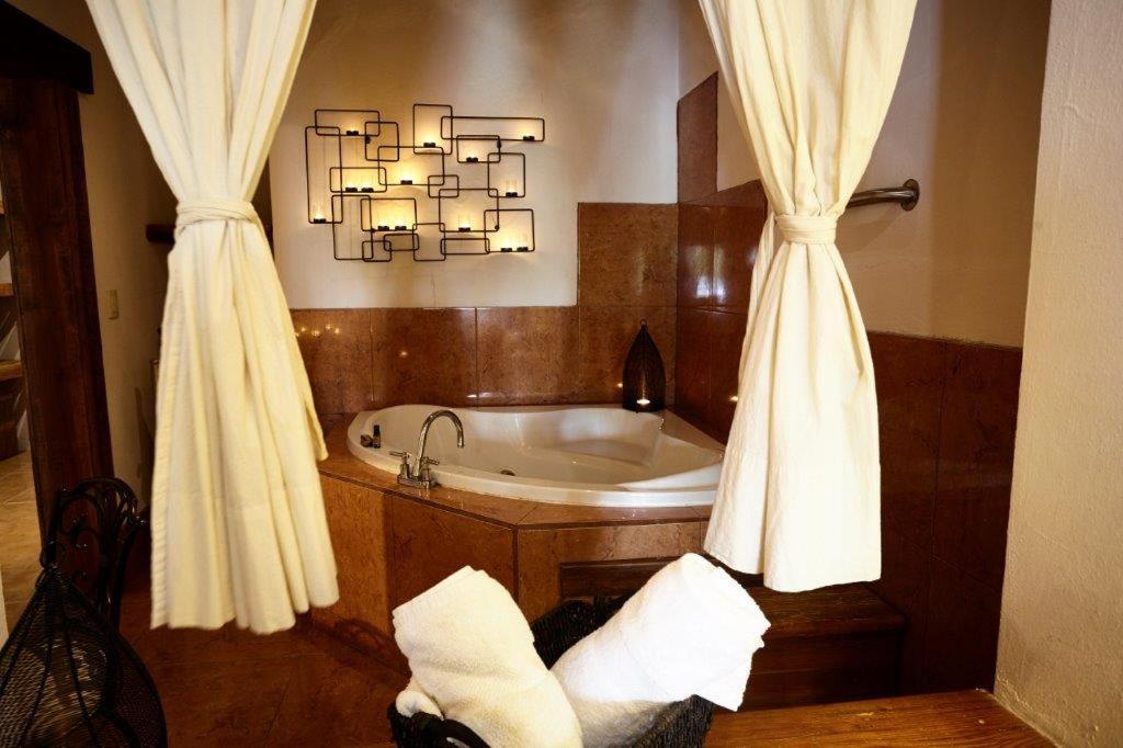 Studio with Spa Bath photo 2