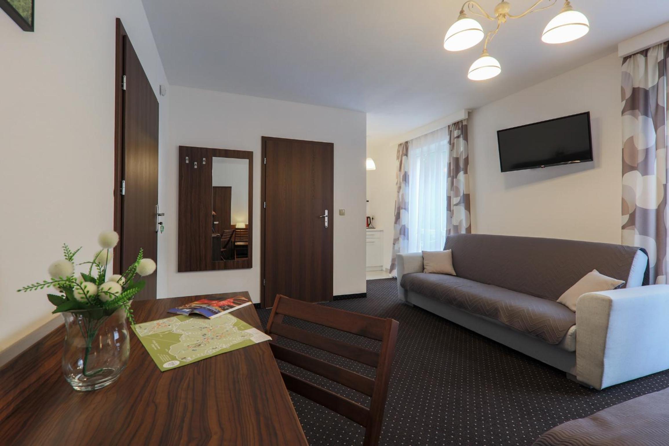 Studio Apartment photo 2