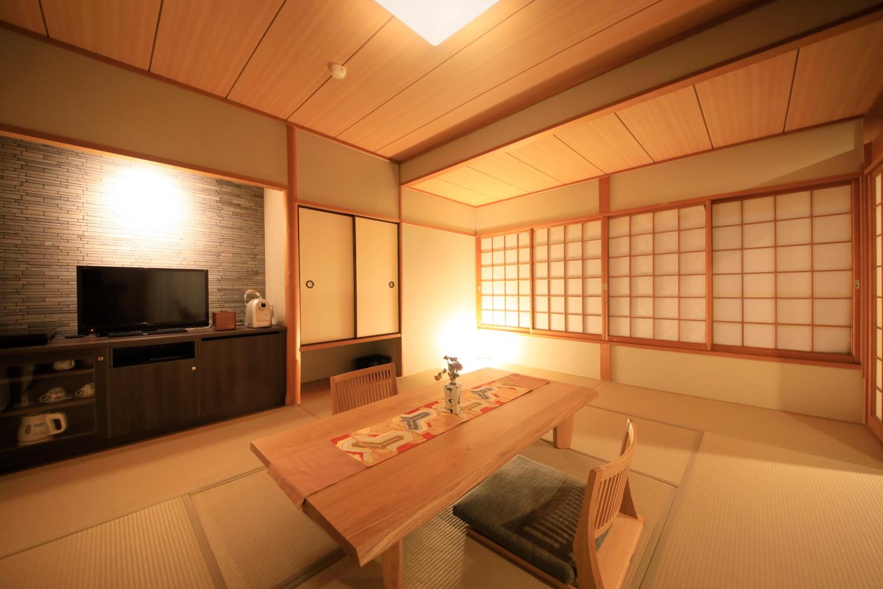 Japanese Style Room - Non-Smoking