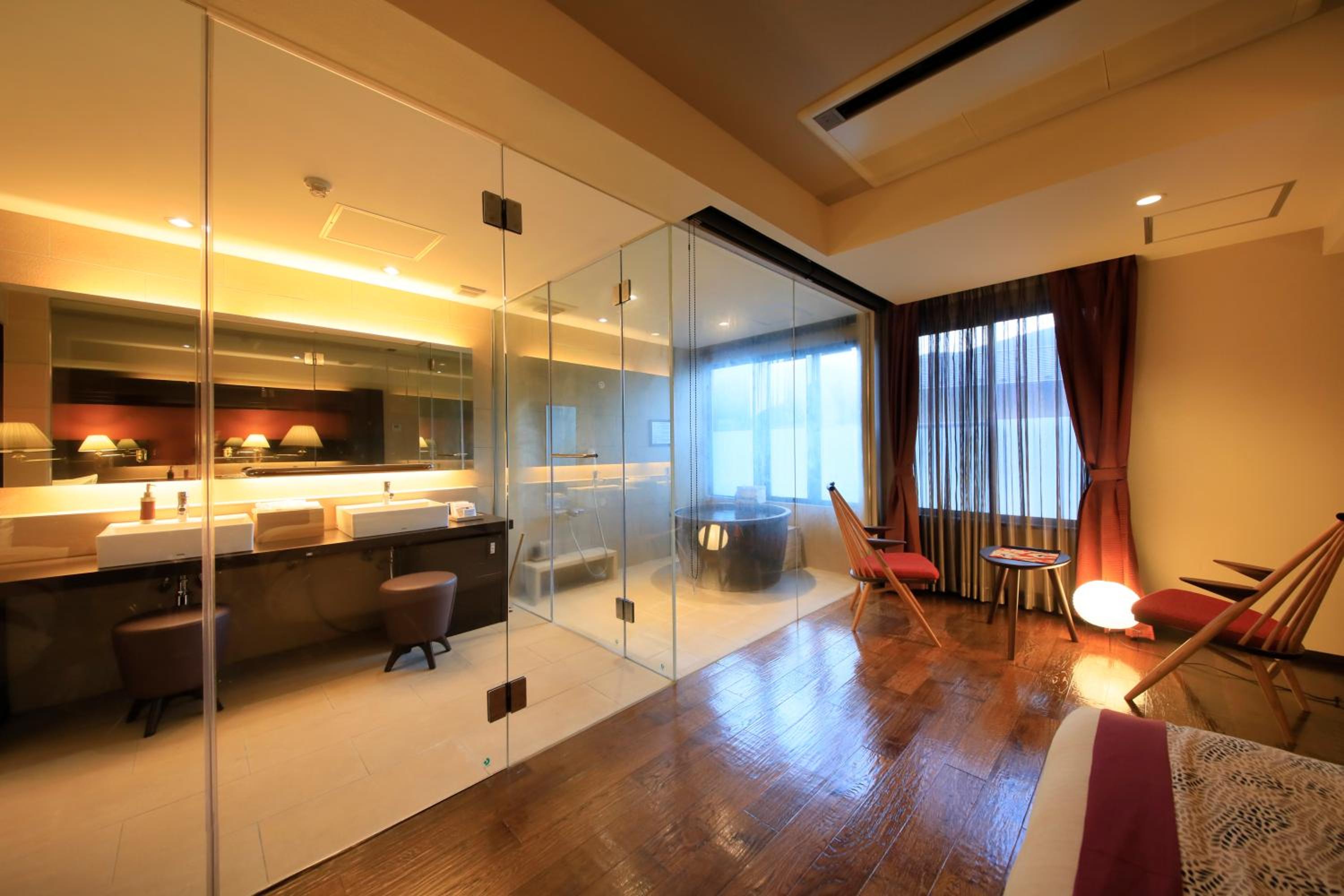 Twin Room with Stone Bathtub - Non-Smoking photo 2