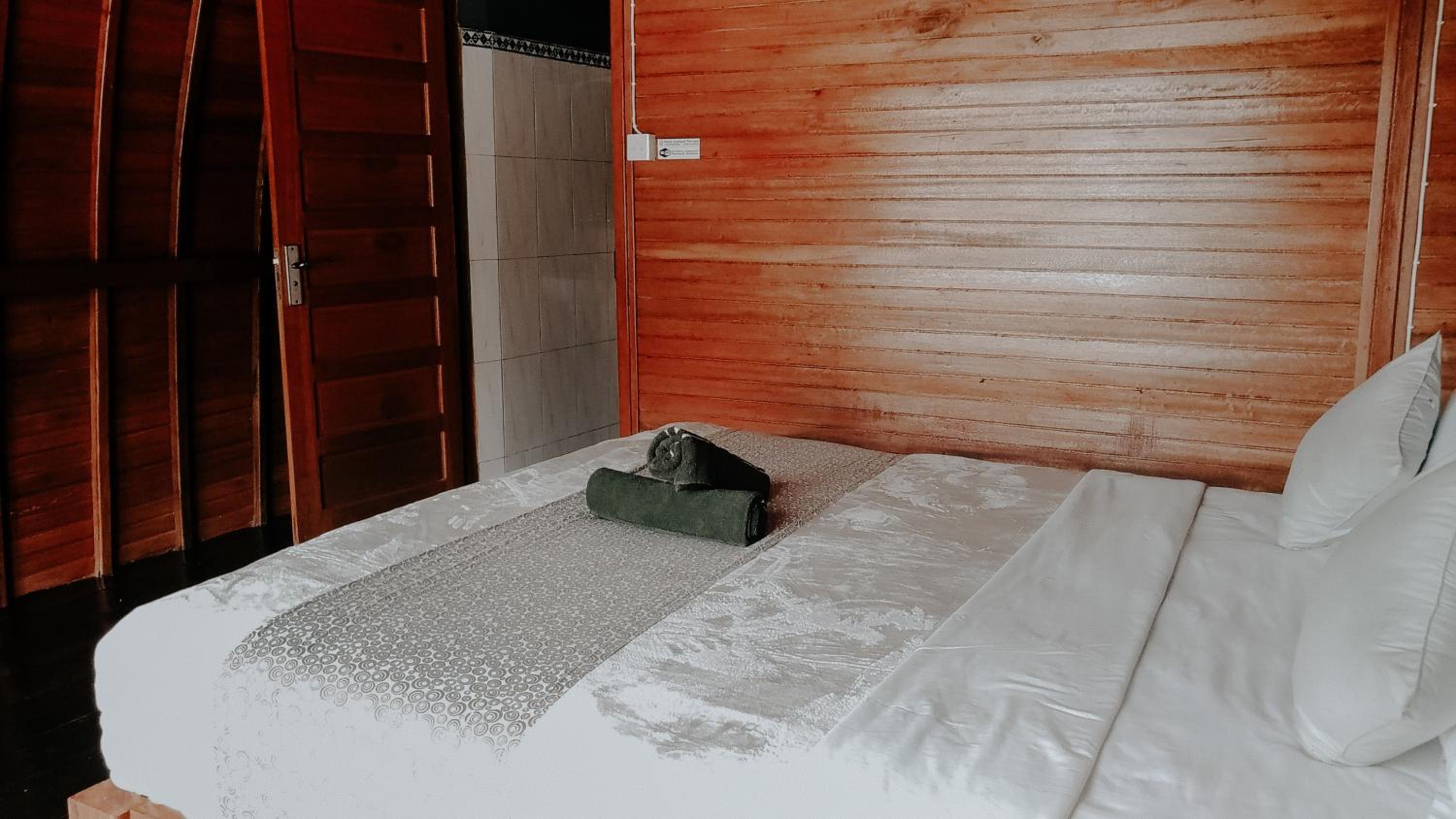 Double Room with Garden View - Photo 12
