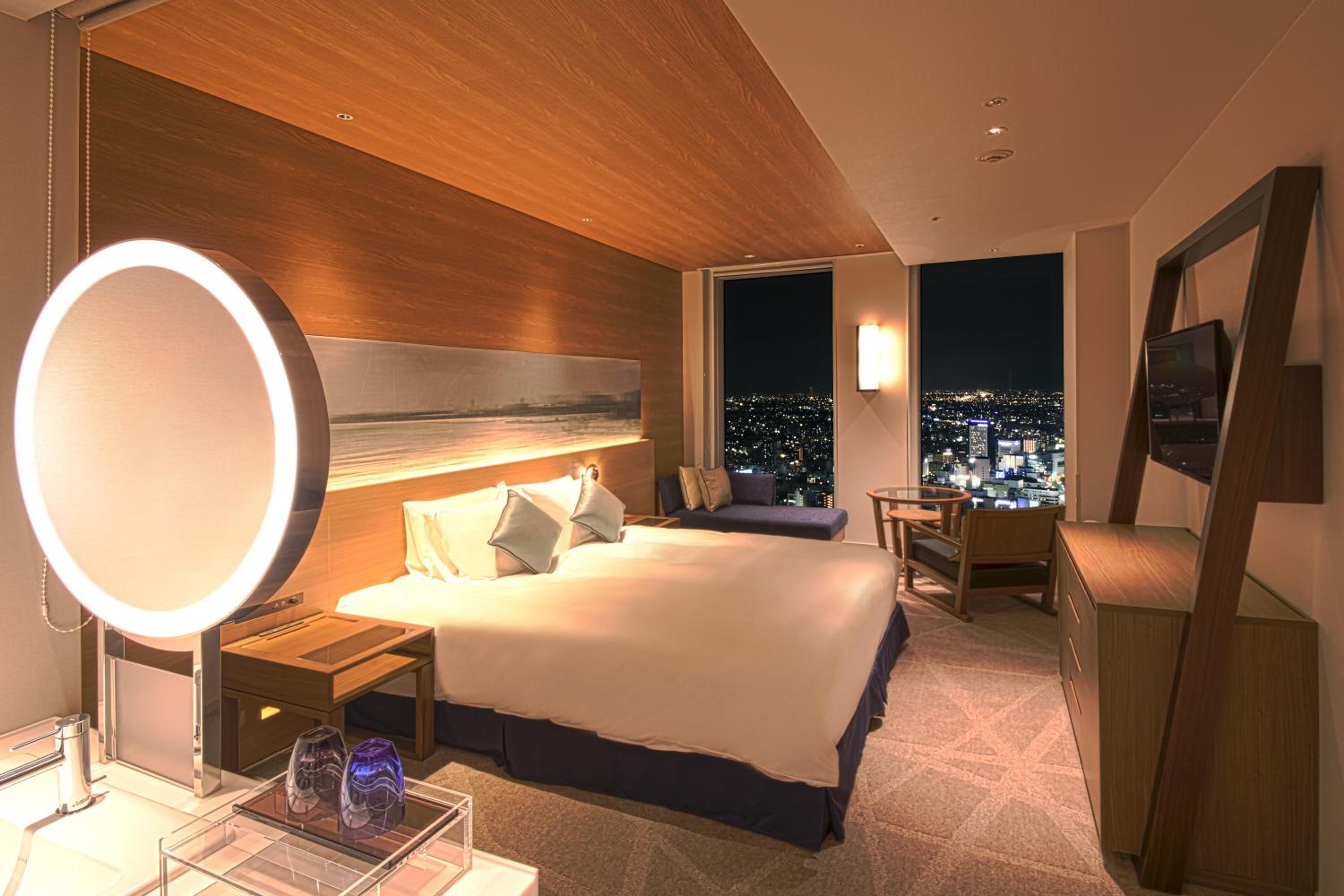 Superior King Room with Nagoya Station View