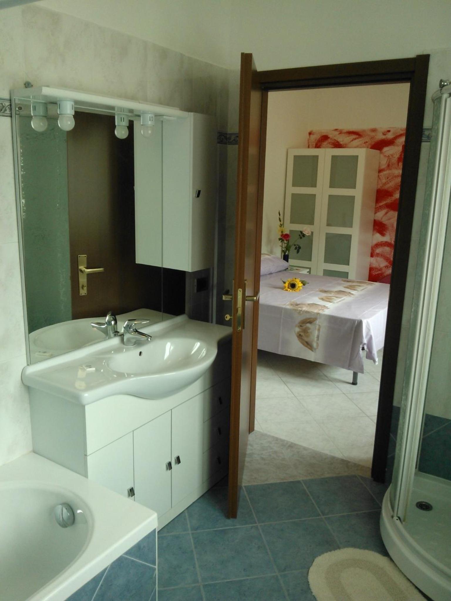 Suite with Mountain View photo 3