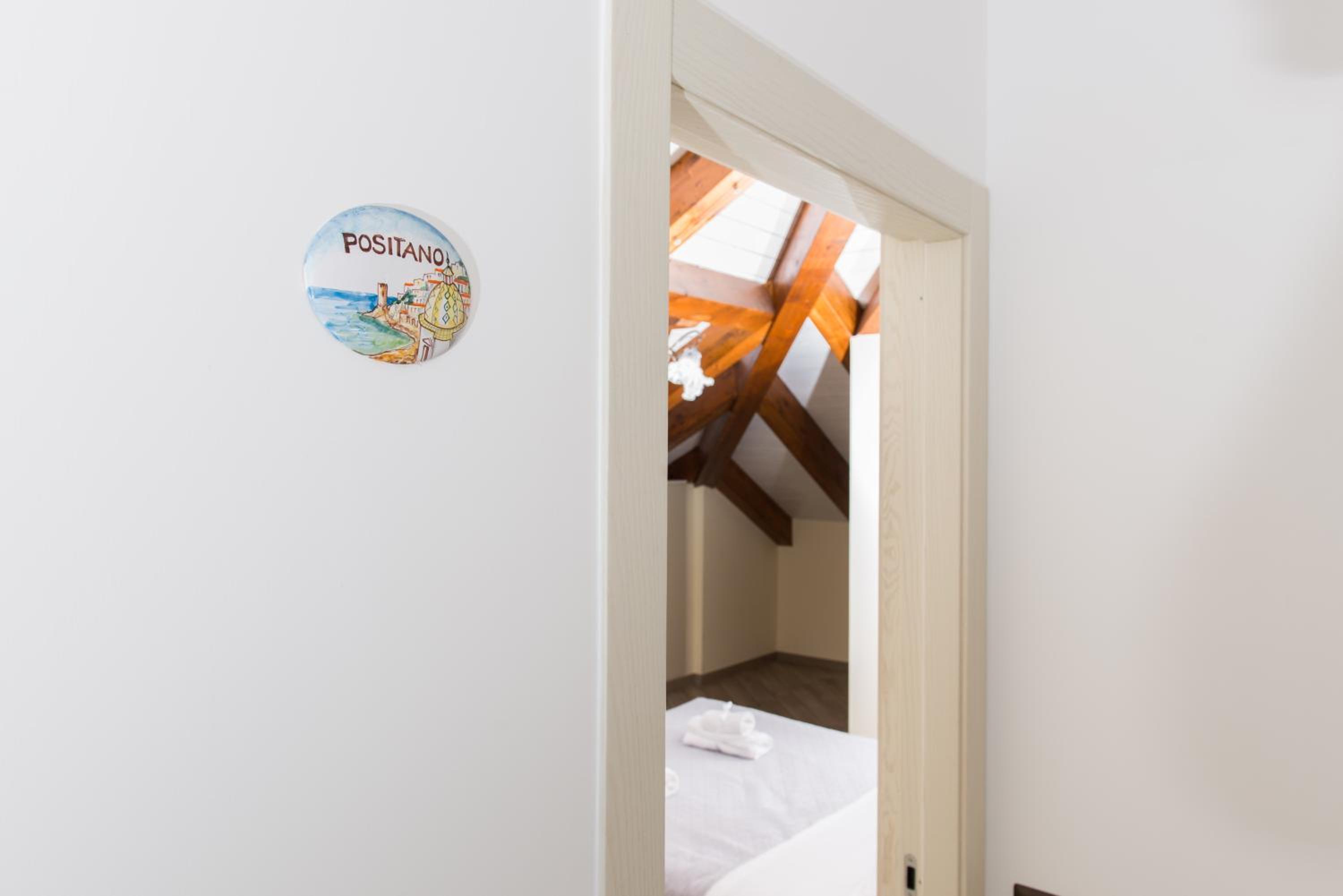 Deluxe Double Room with Extra Bed photo 3