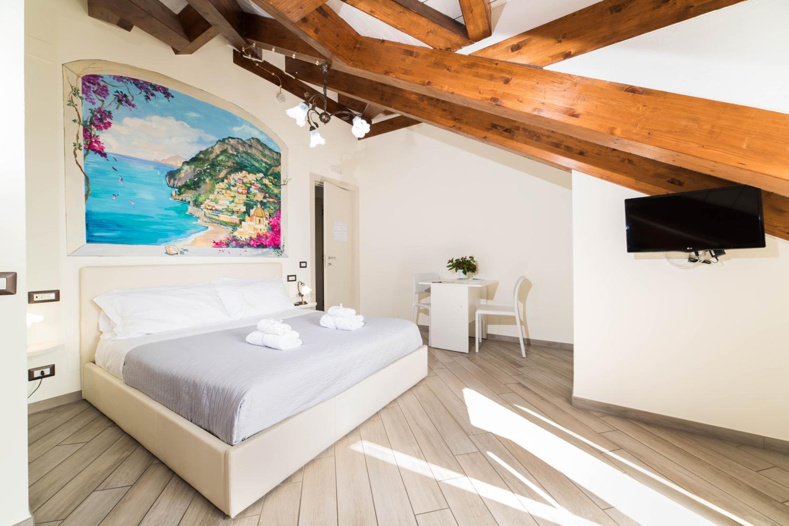 Deluxe Double Room with Extra Bed