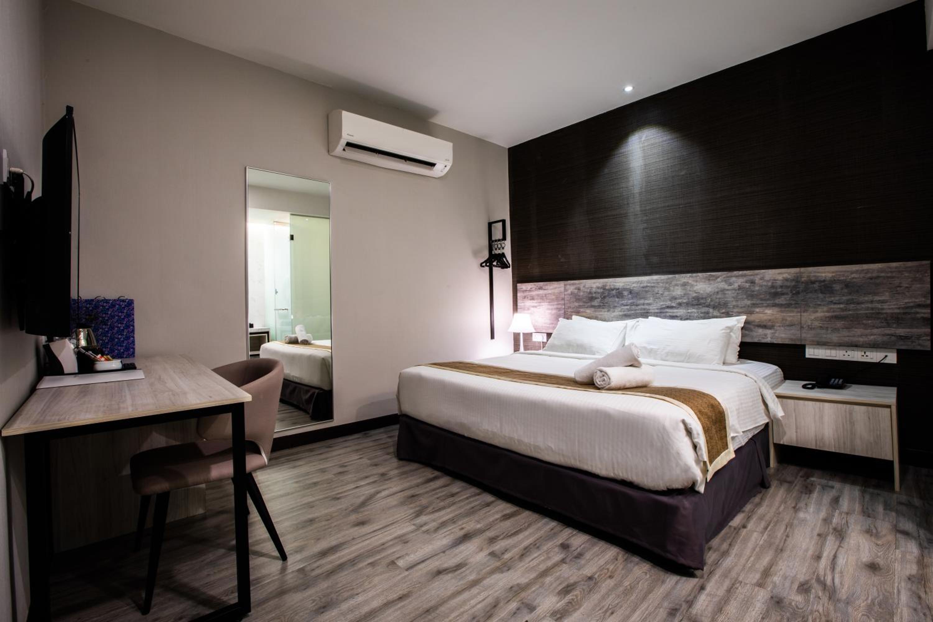 Superior King Room photo 1