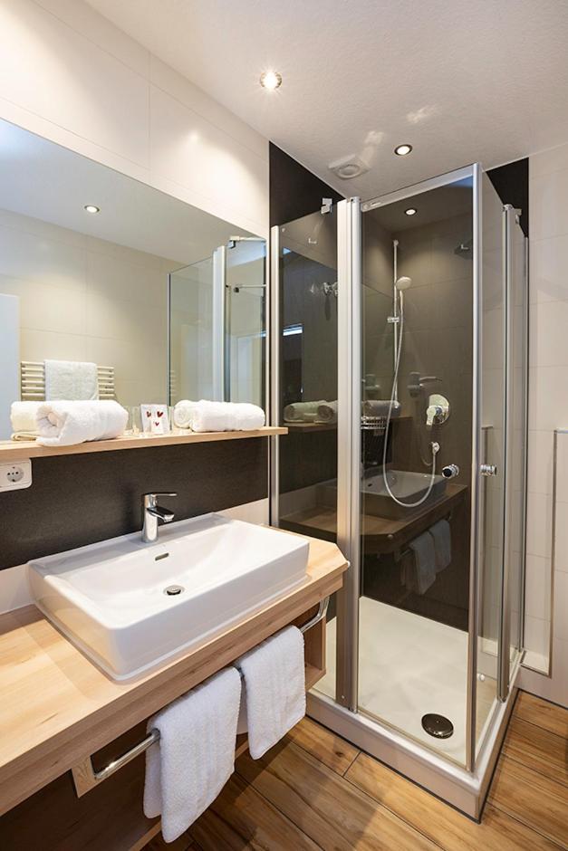 Junior Suite with Balcony photo 1