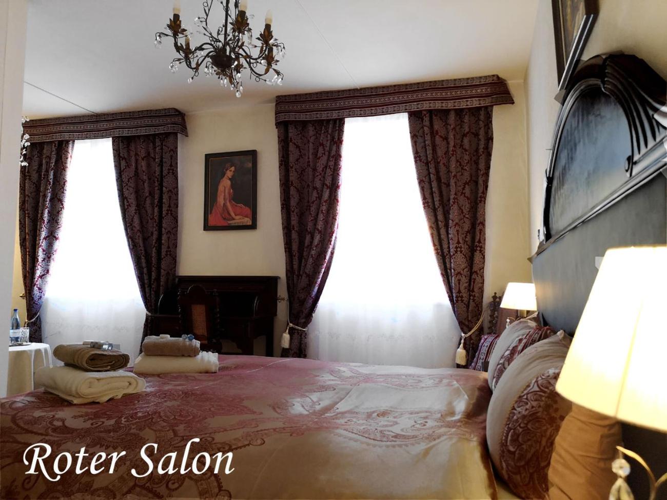 Large Double Room photo 1