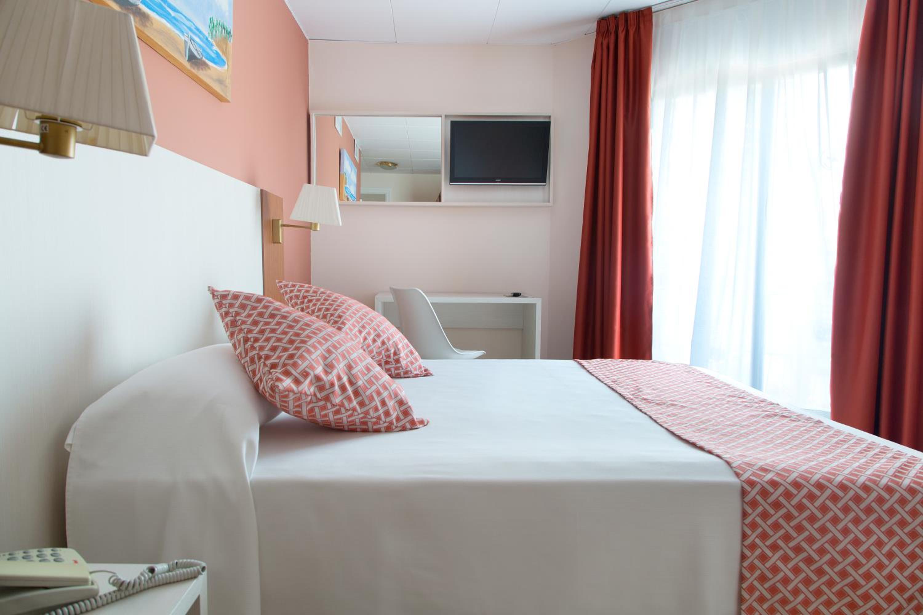 Habitación Familiar (2 Adultos + 2 Niños)