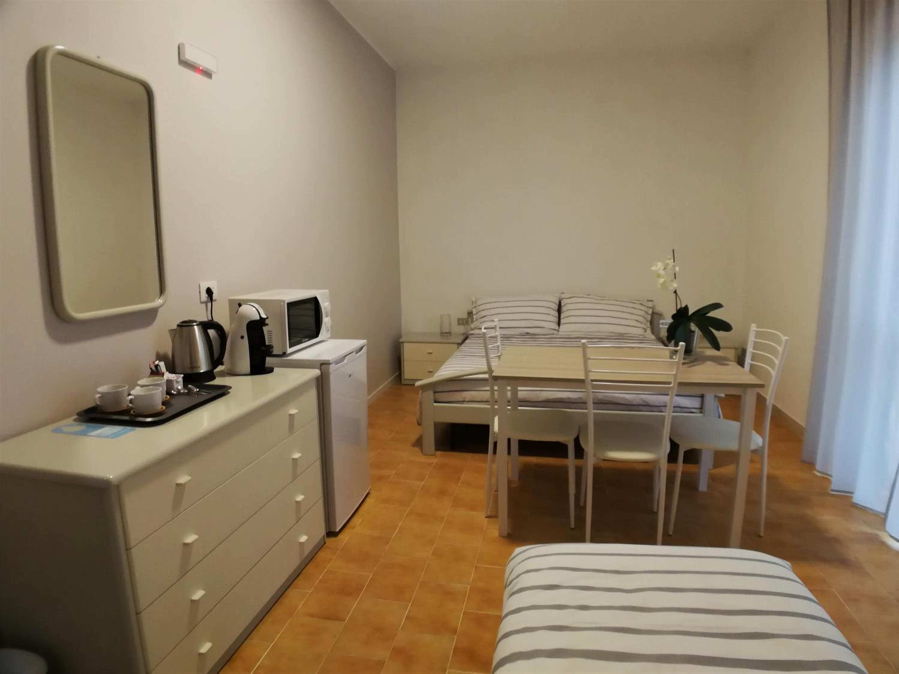 Triple Room with Private Bathroom photo 1