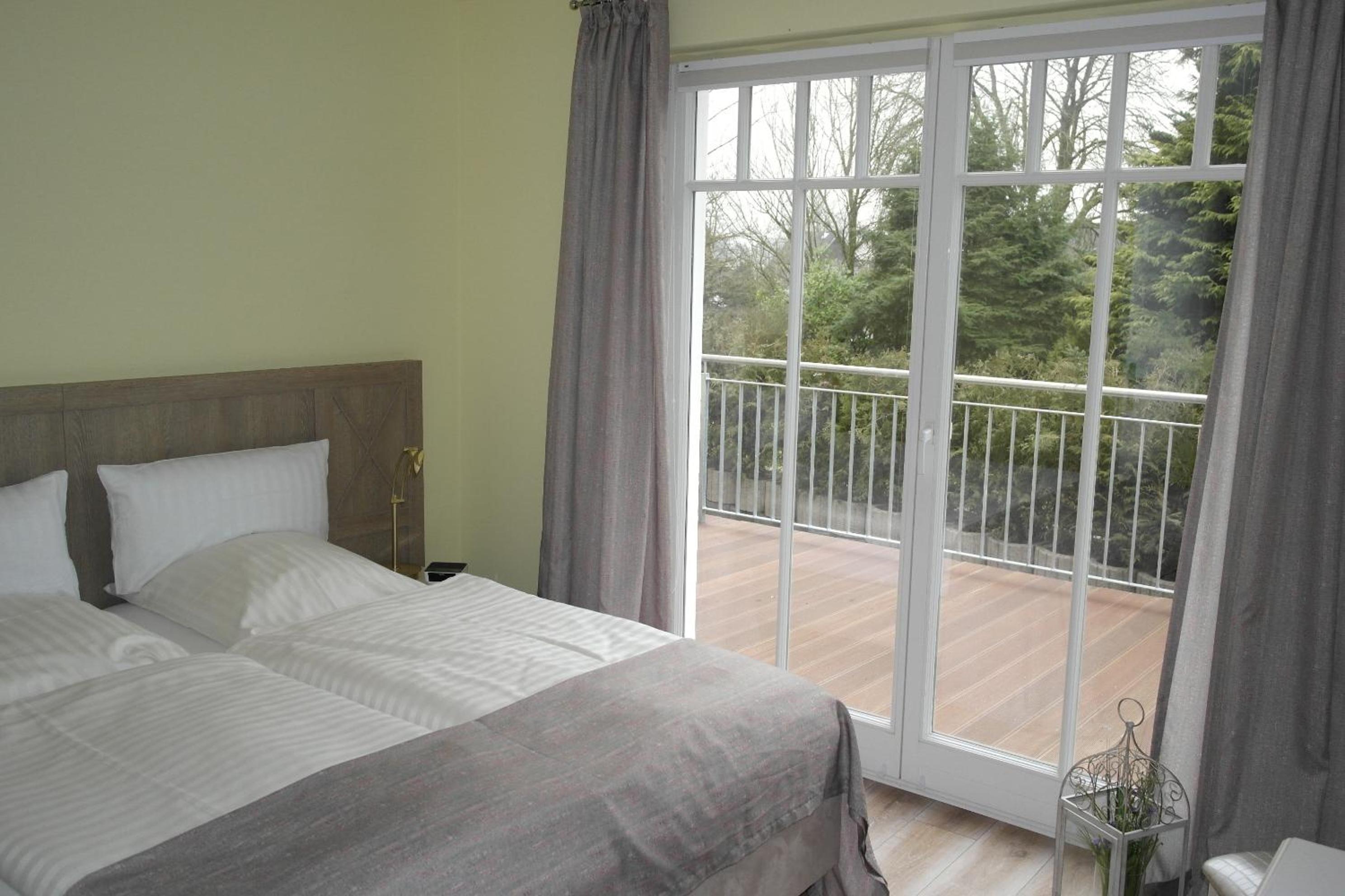 Double Room - Photo 28