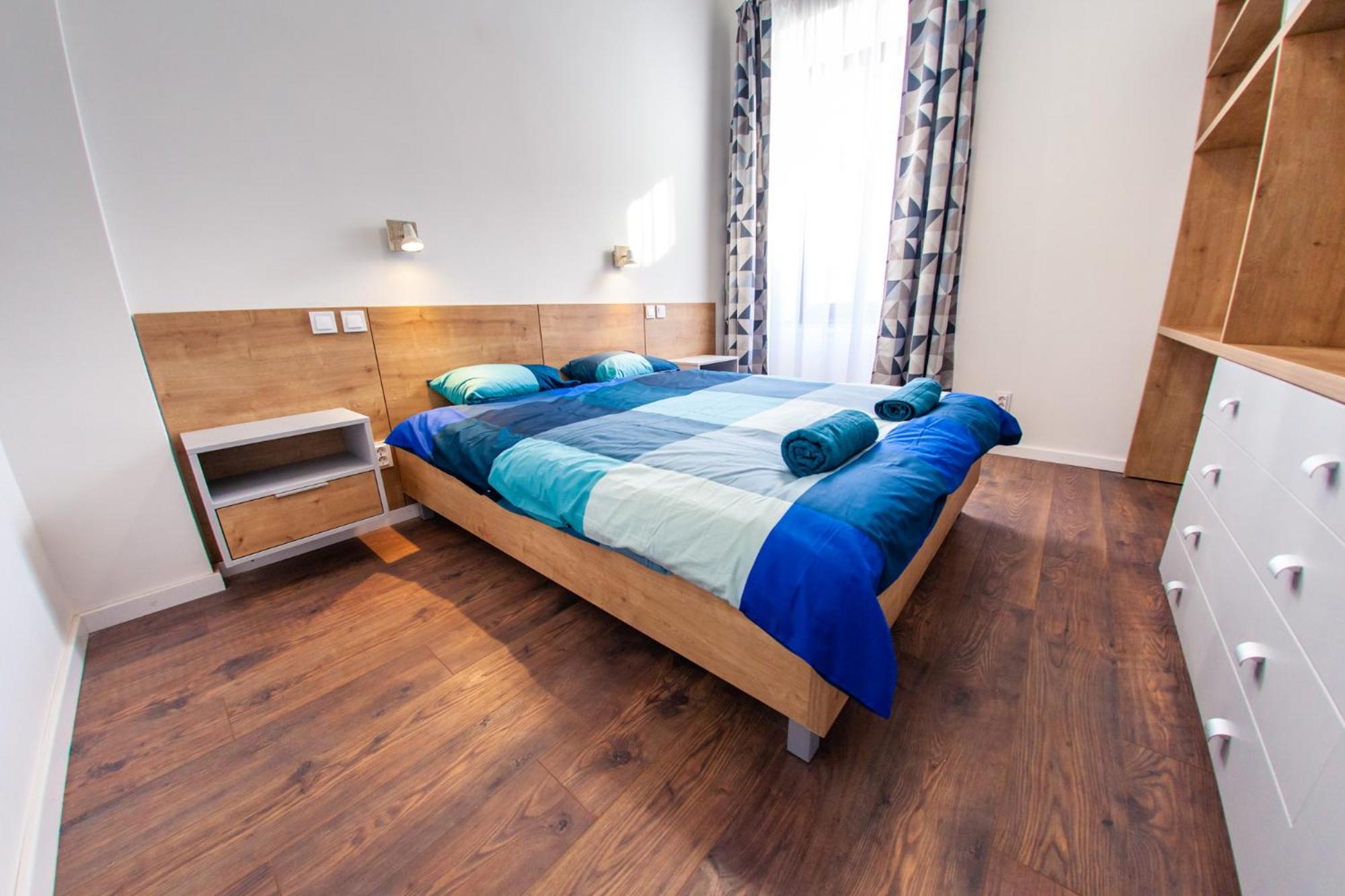 One-Bedroom Apartment - Photo 14