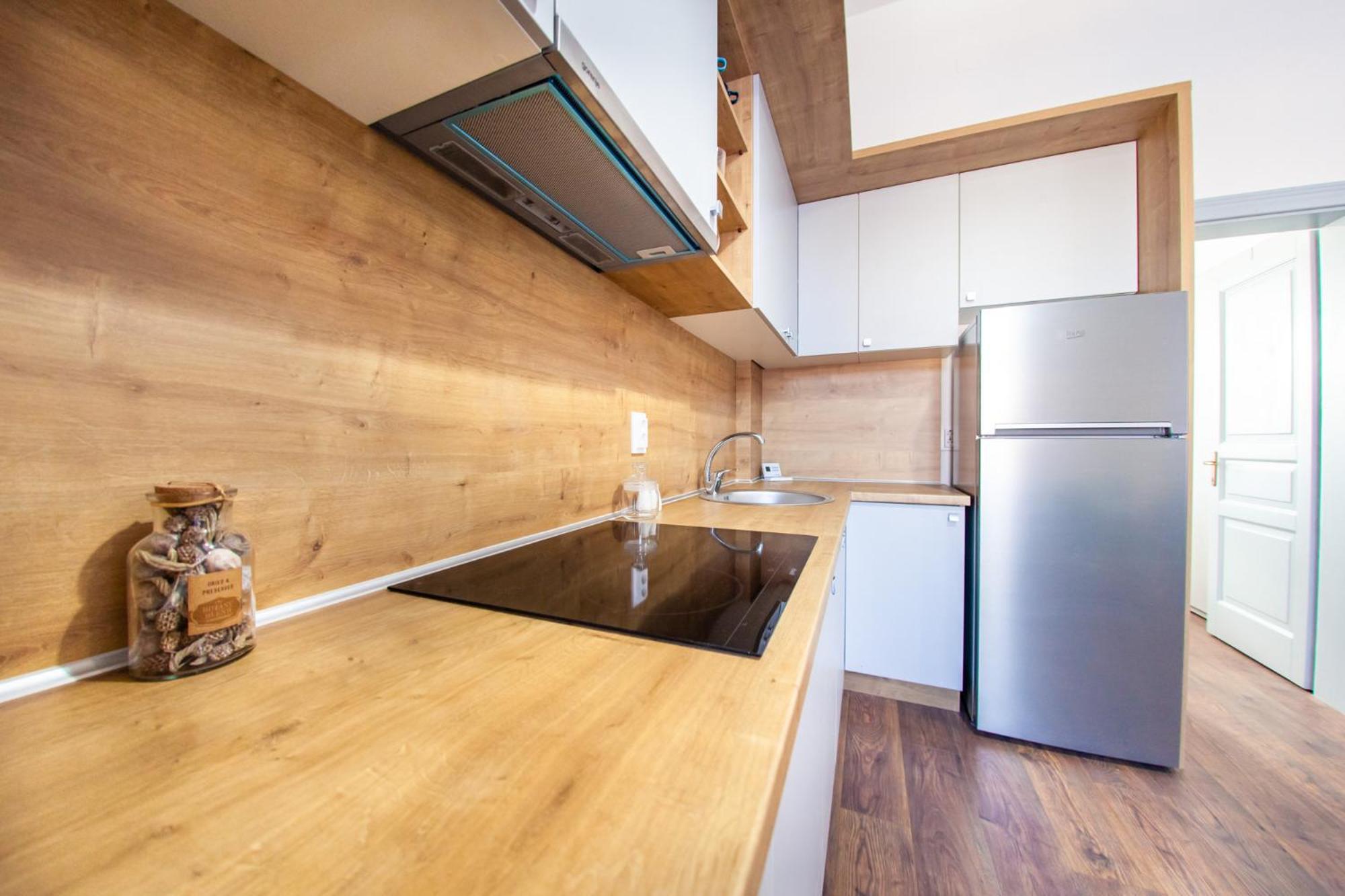 One-Bedroom Apartment - Photo 23