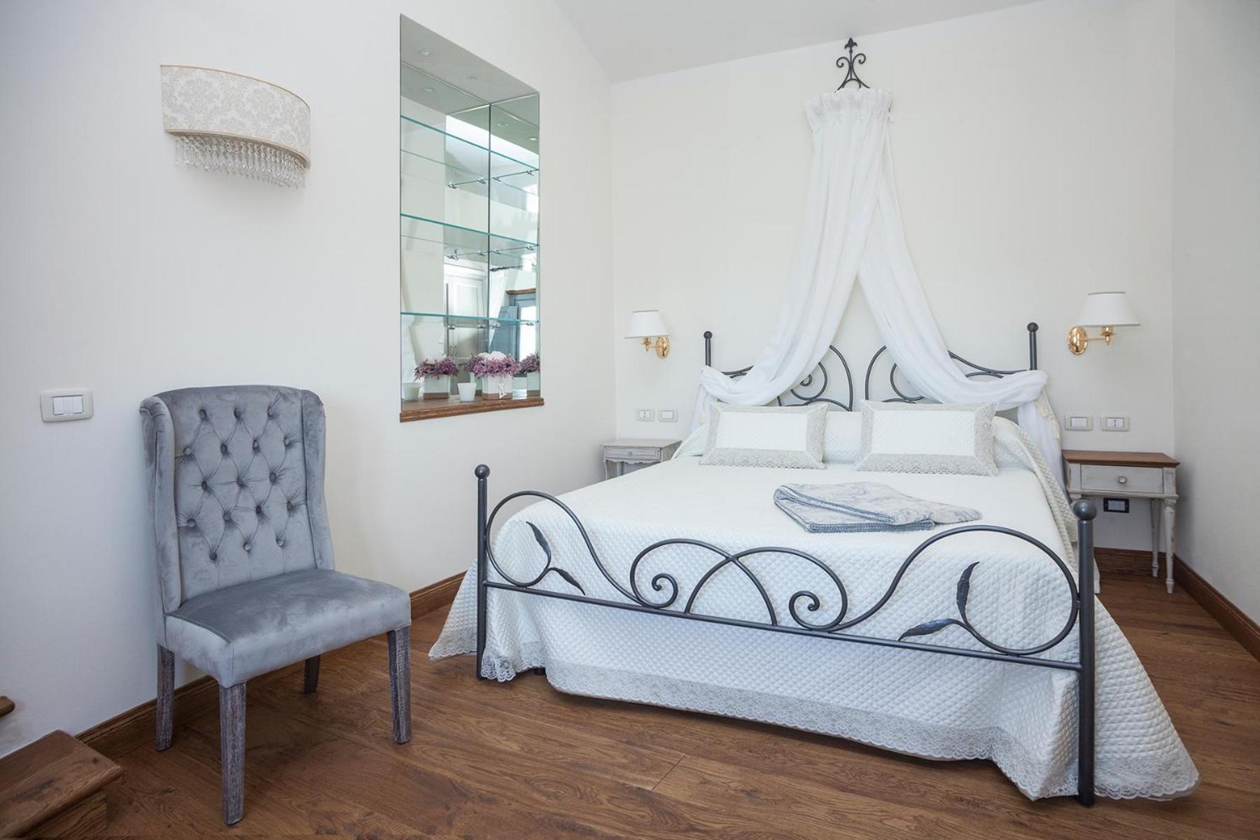 Deluxe Double Room with Bath photo 2