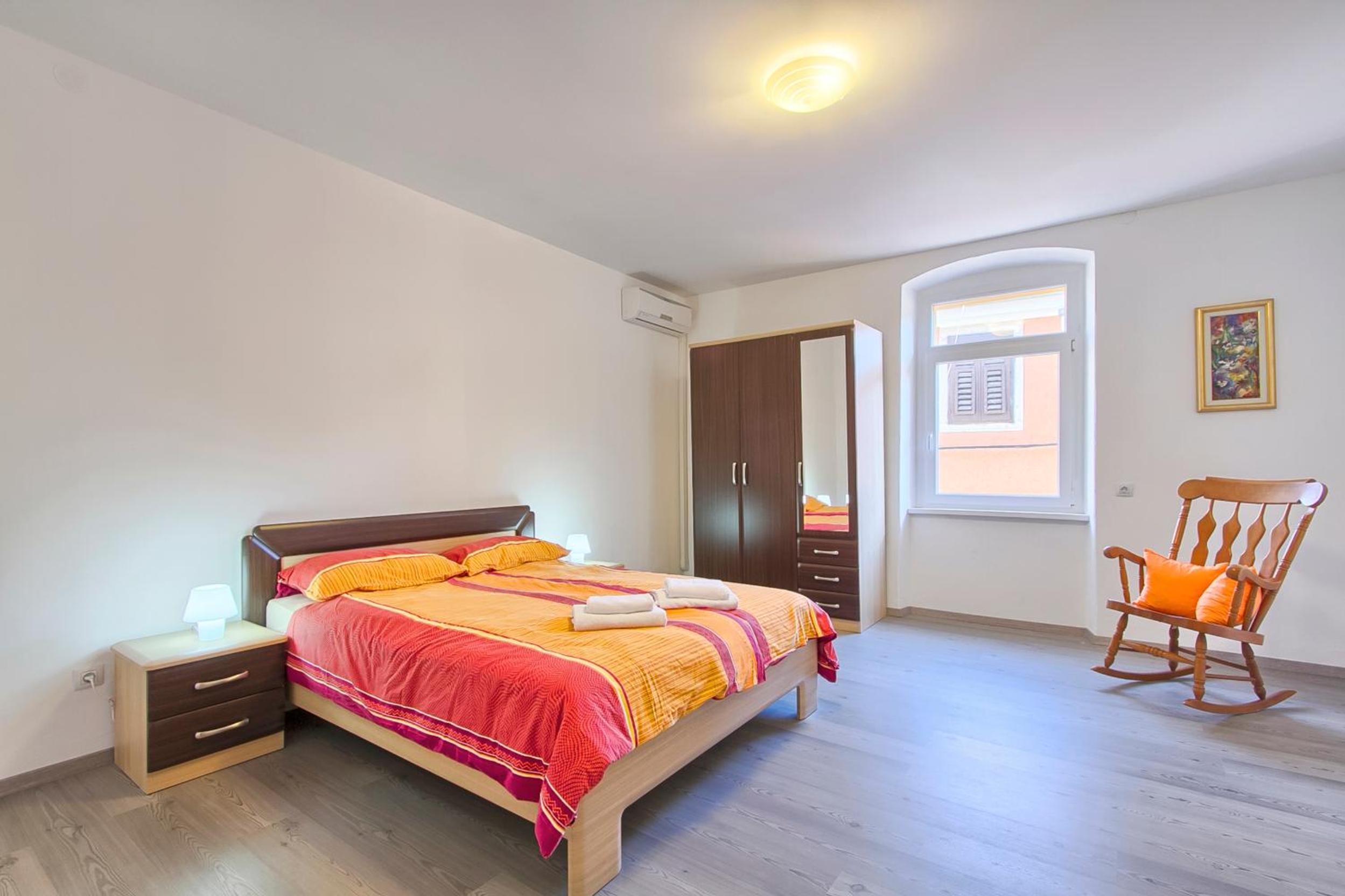Three-Bedroom Apartment - Photo 23