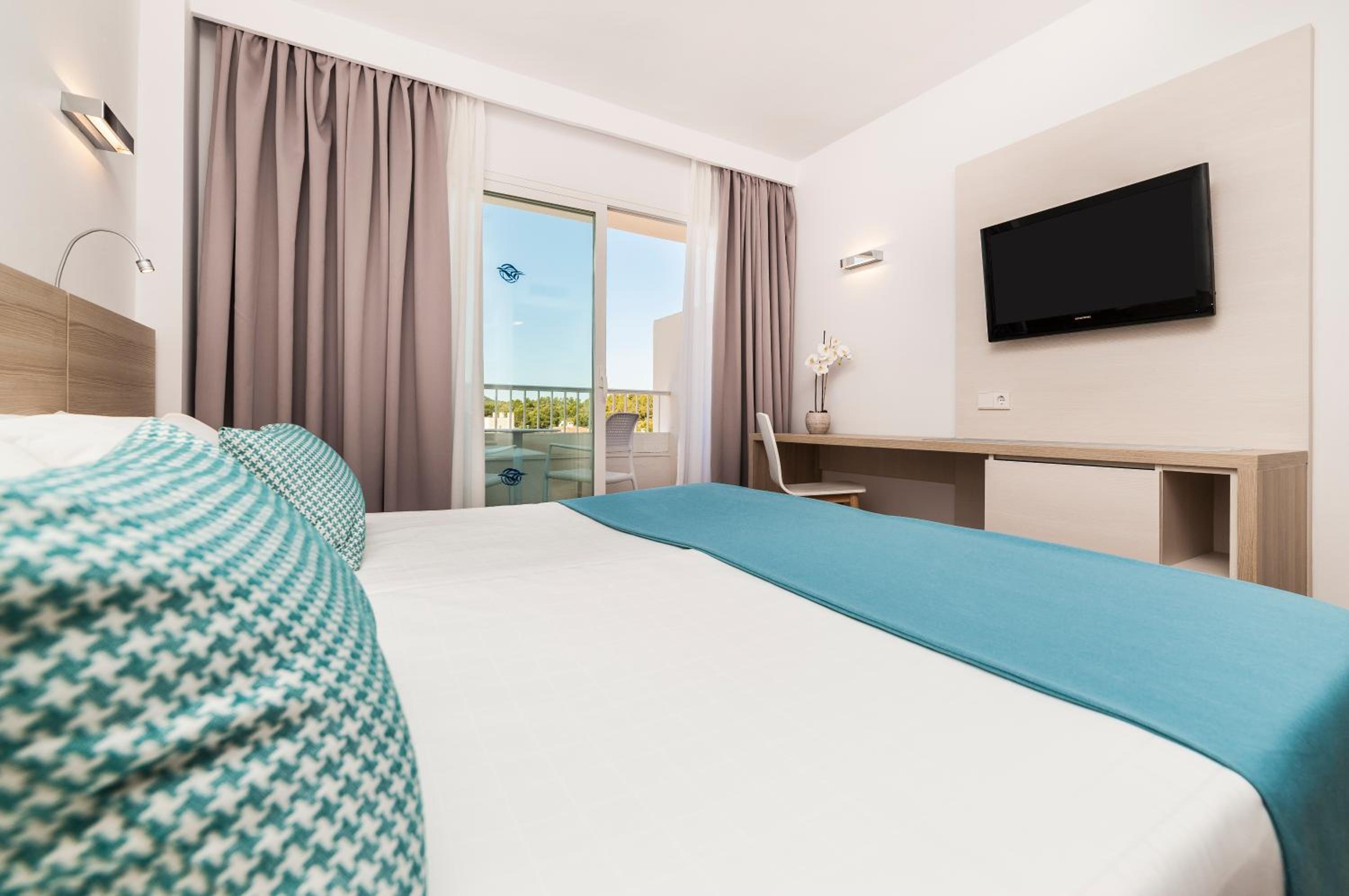 Twin Room - Photo 5