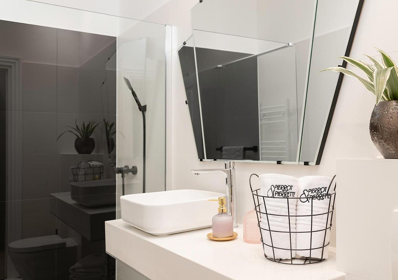 Studio Apartment - Photo 17