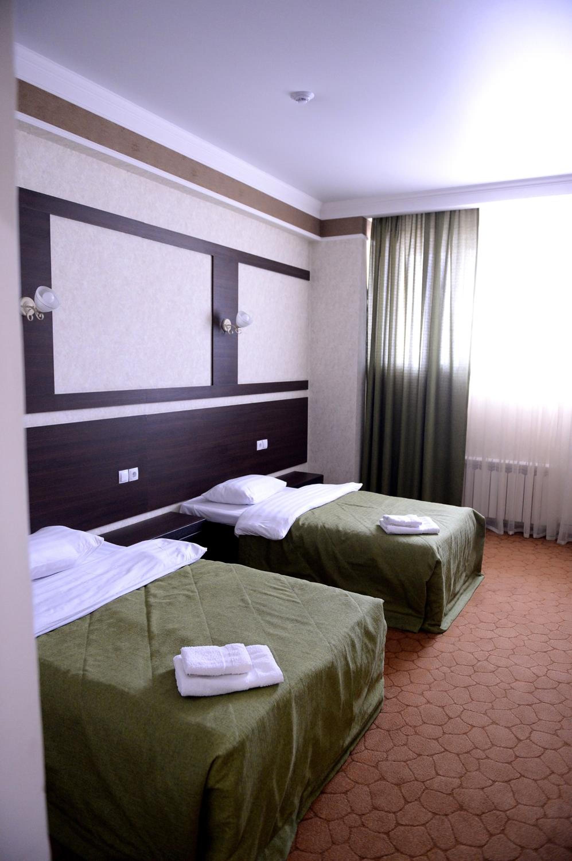 Deluxe Twin Room photo 2