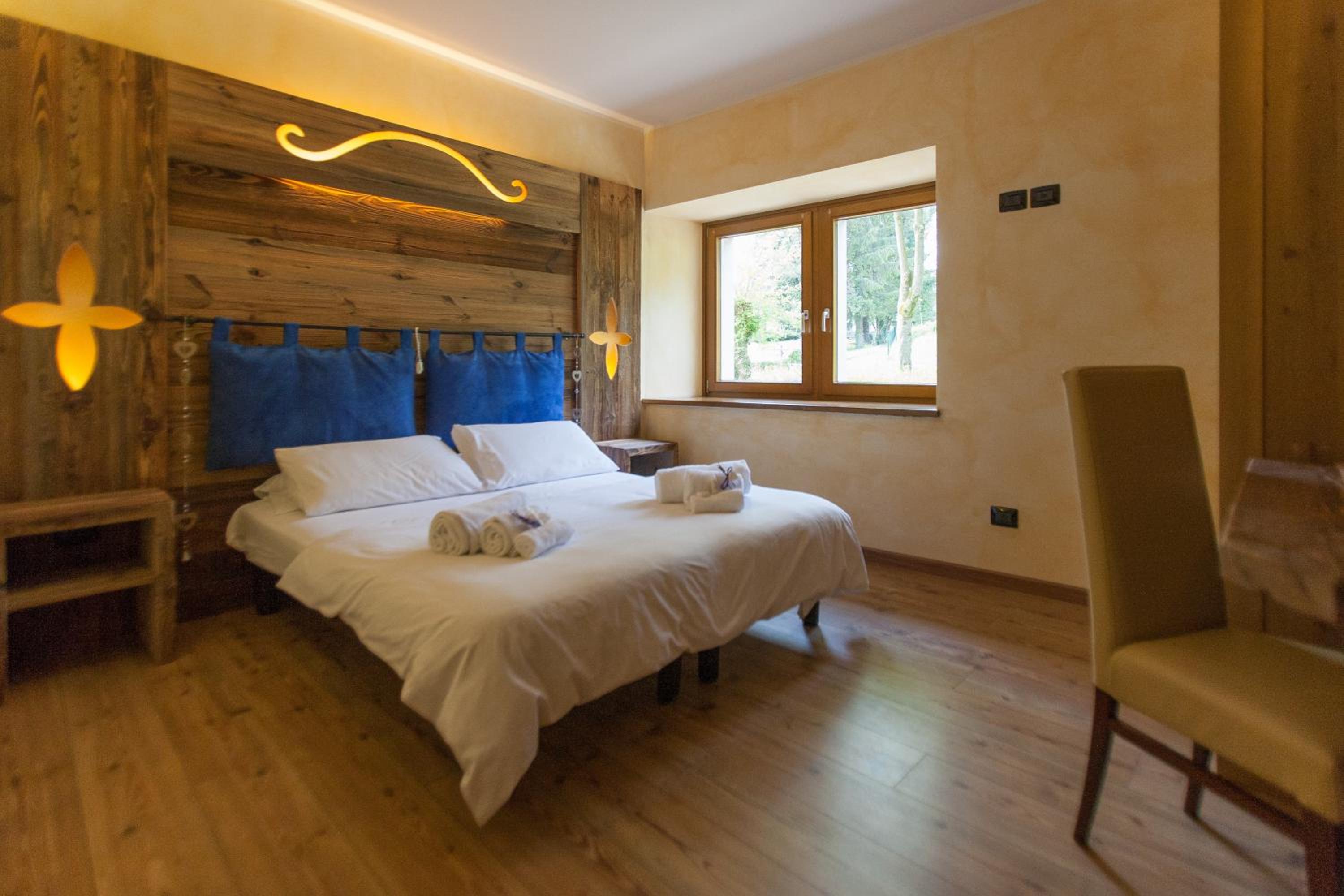 Two-Bedroom Apartment - Photo 1