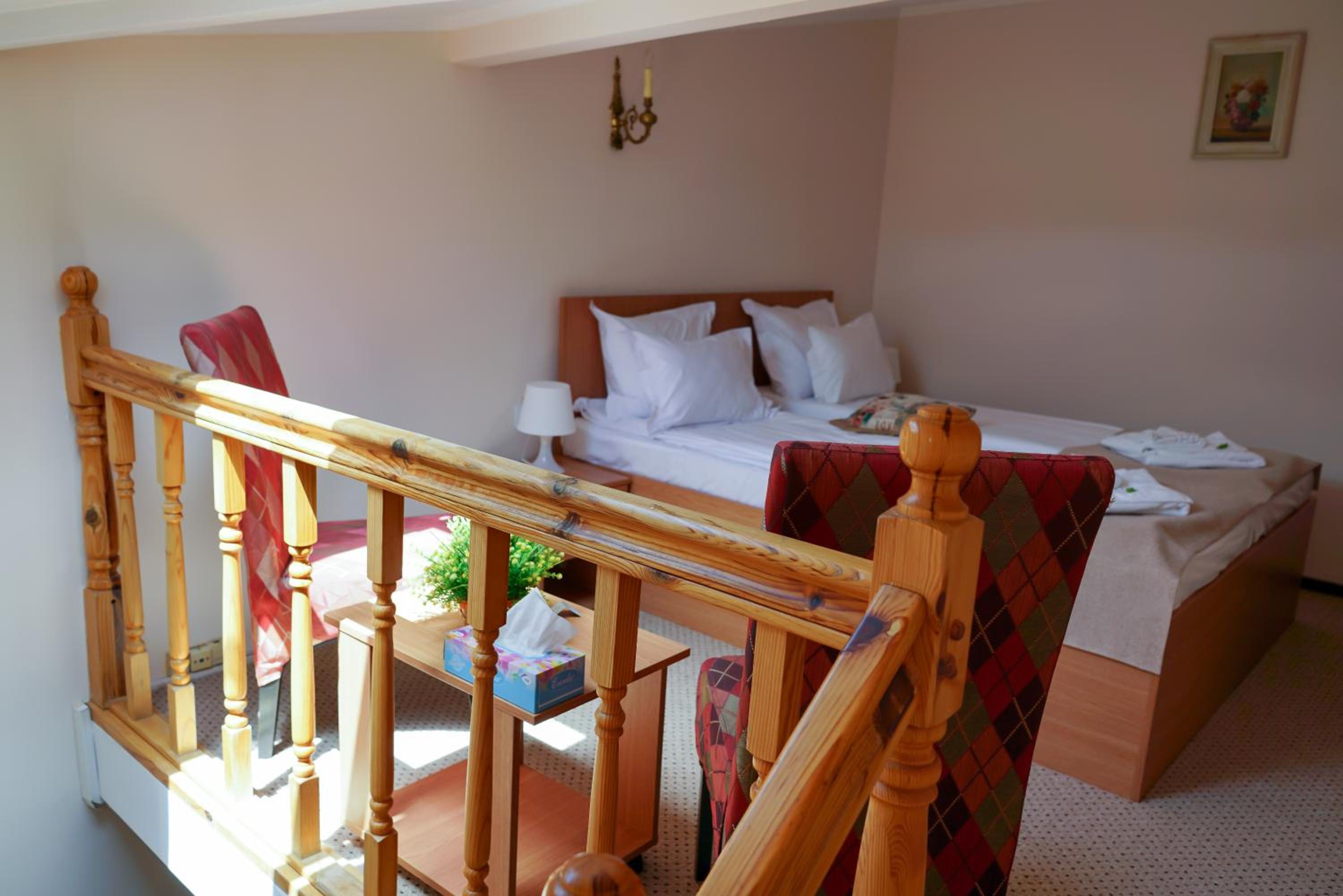 Double or Twin Room - Photo 2