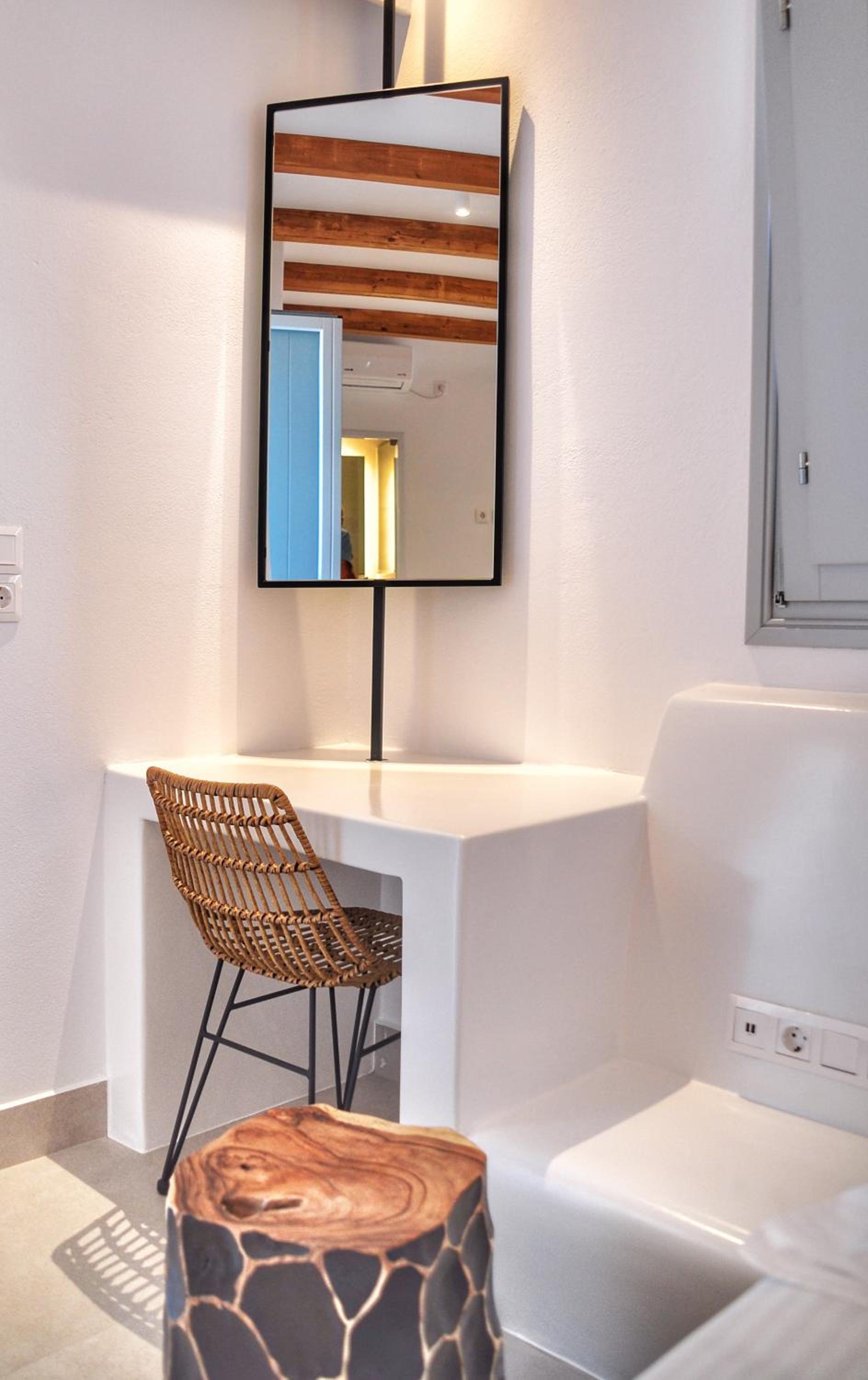 Deluxe Triple Room - Photo 8