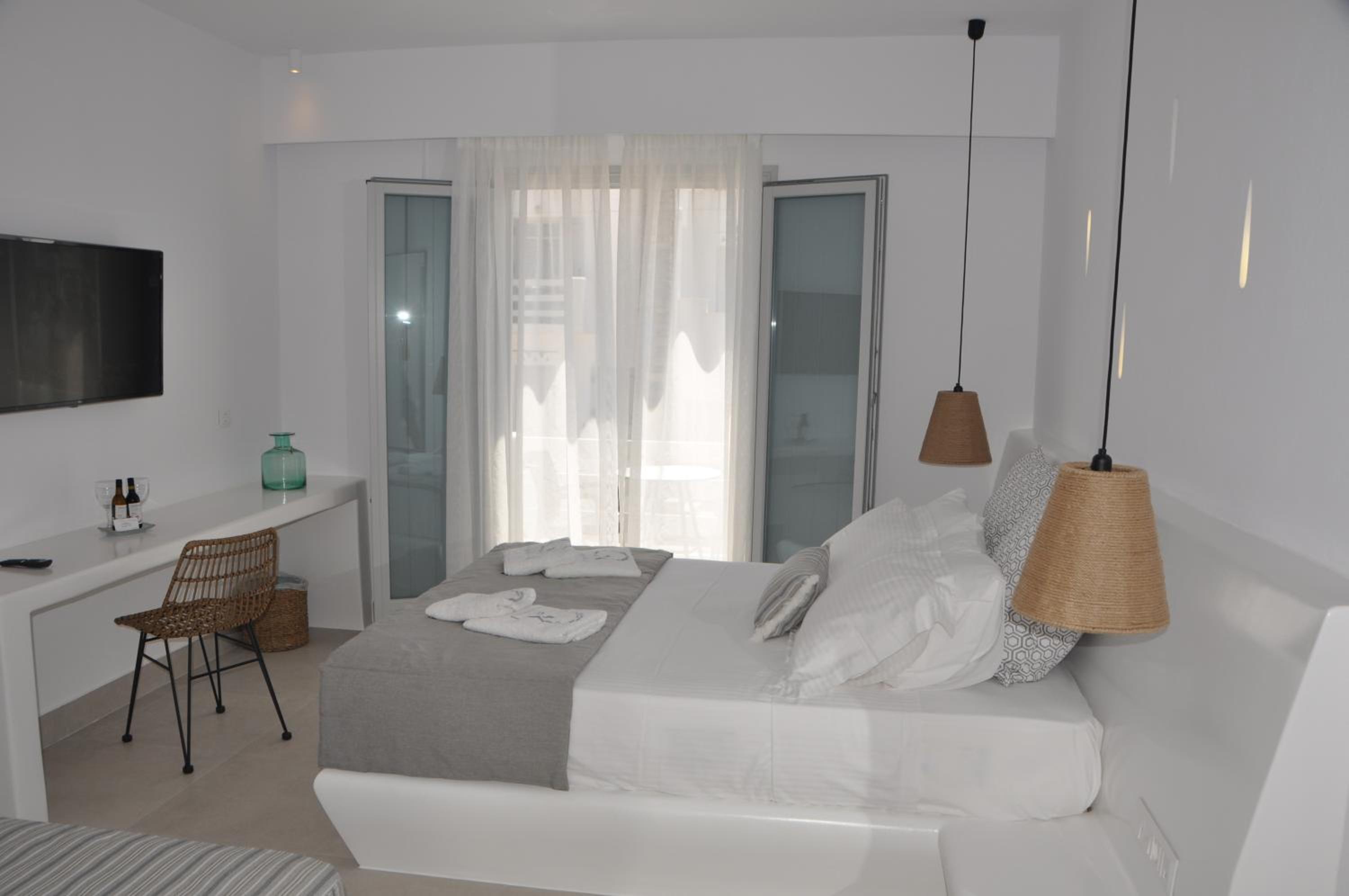 Deluxe Triple Room - Photo 7