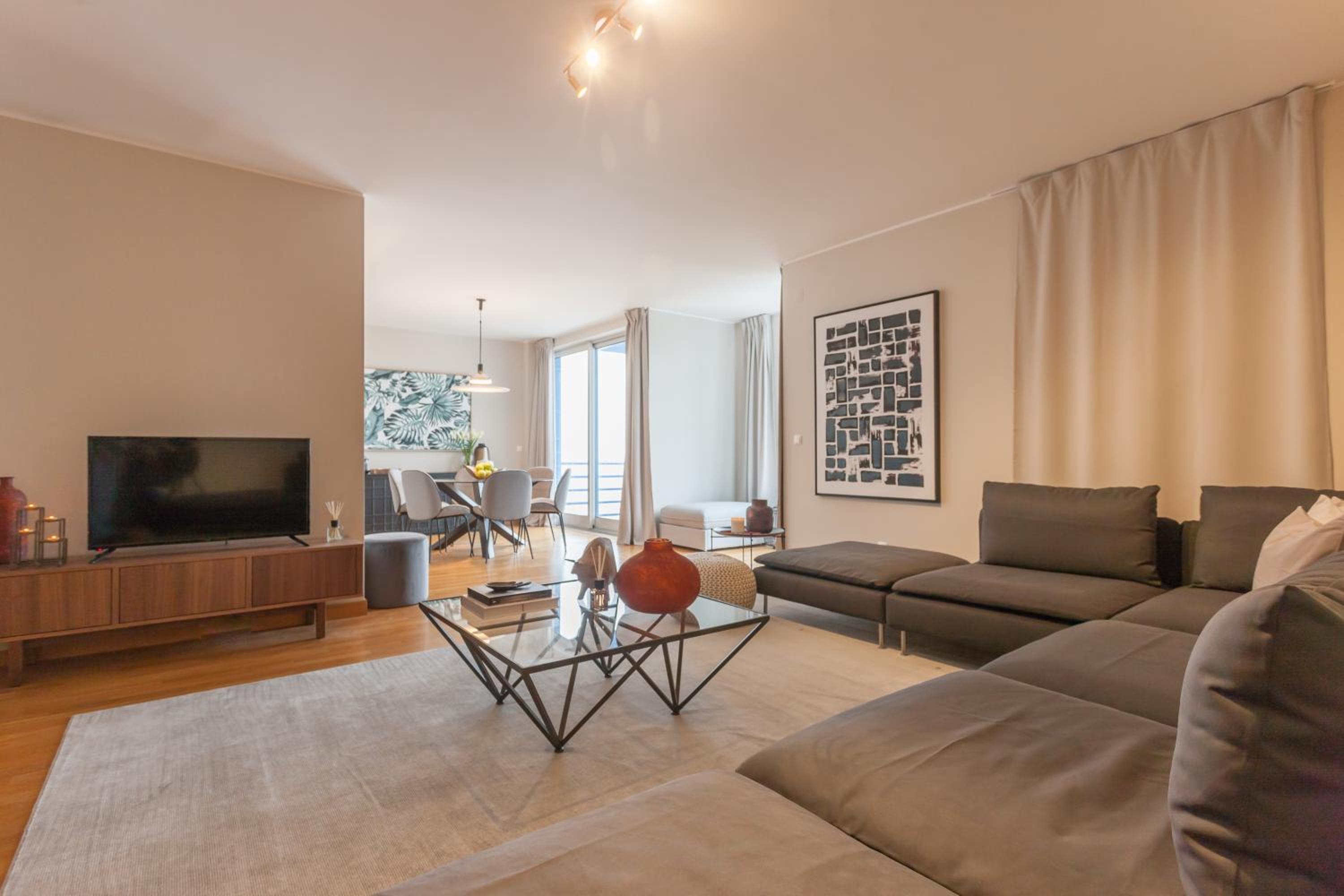Three-Bedroom Apartment - Photo 1
