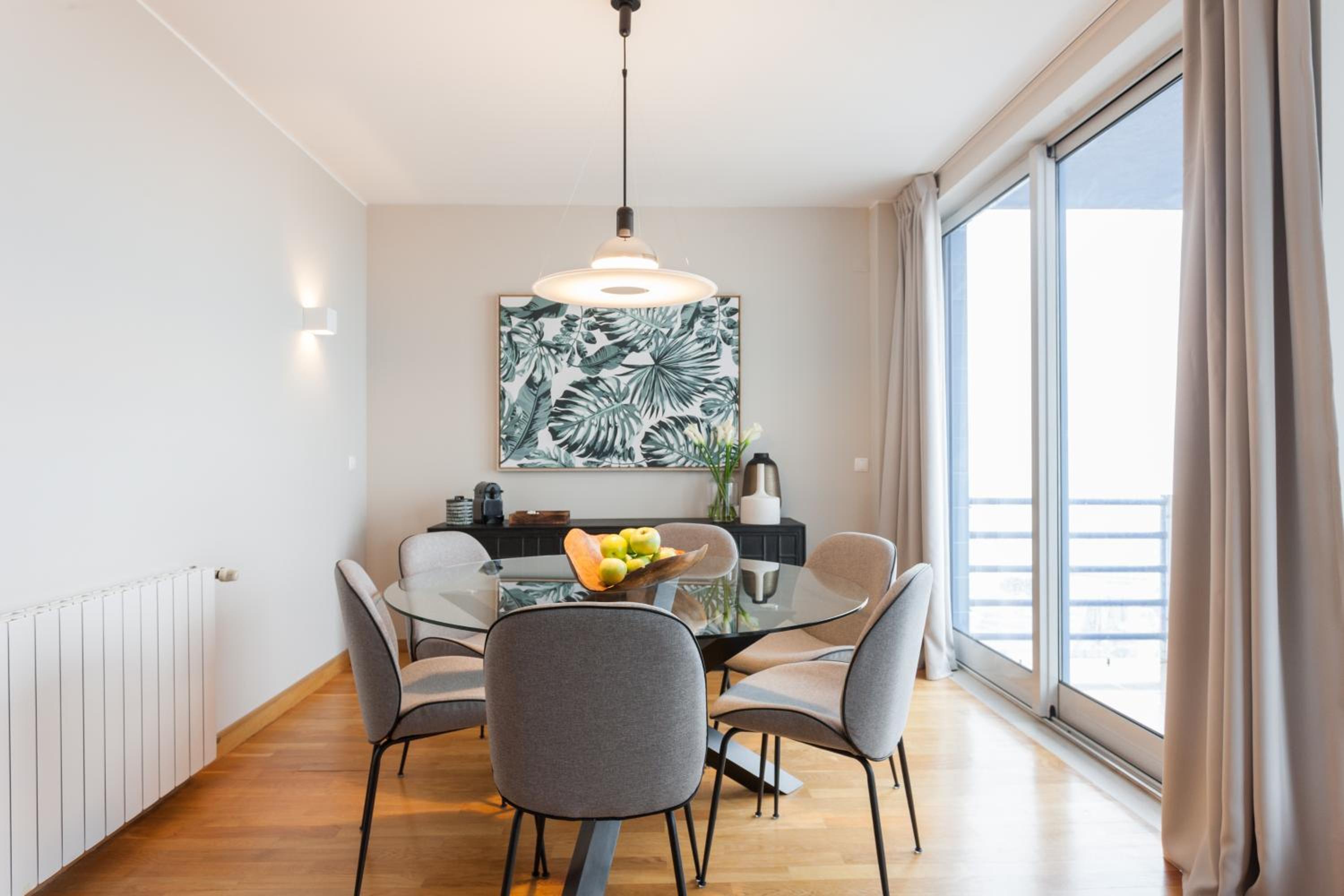 Three-Bedroom Apartment - Photo 3