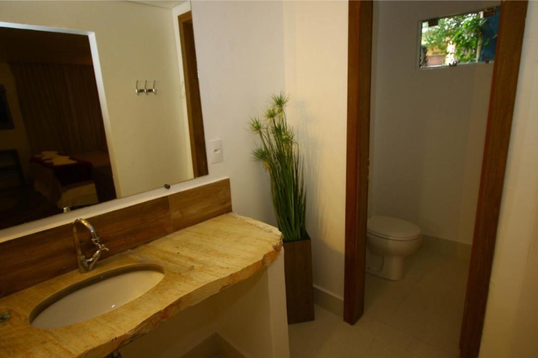 Deluxe Suite with Spa Bath photo 3