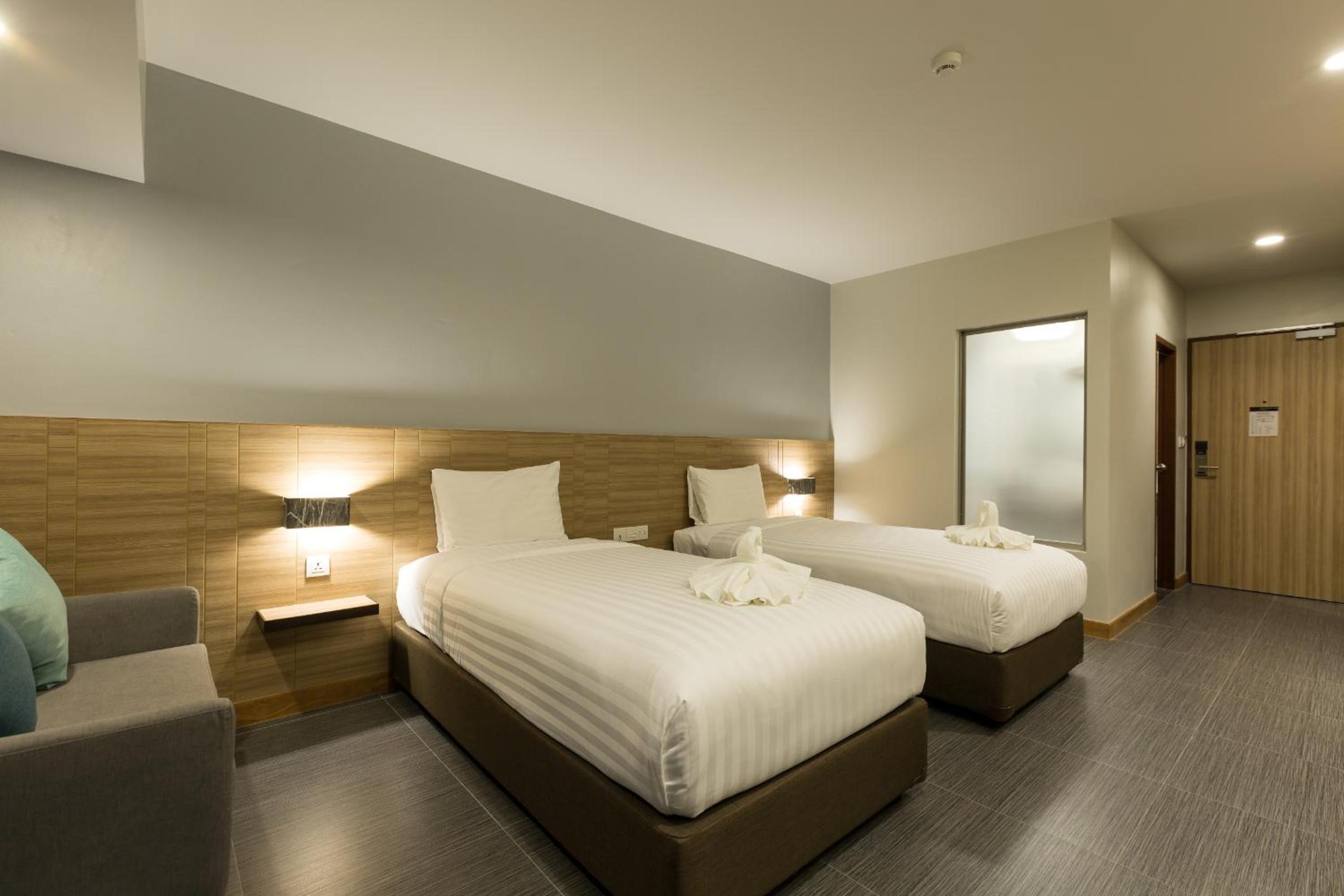 Deluxe Twin Room - Photo 6