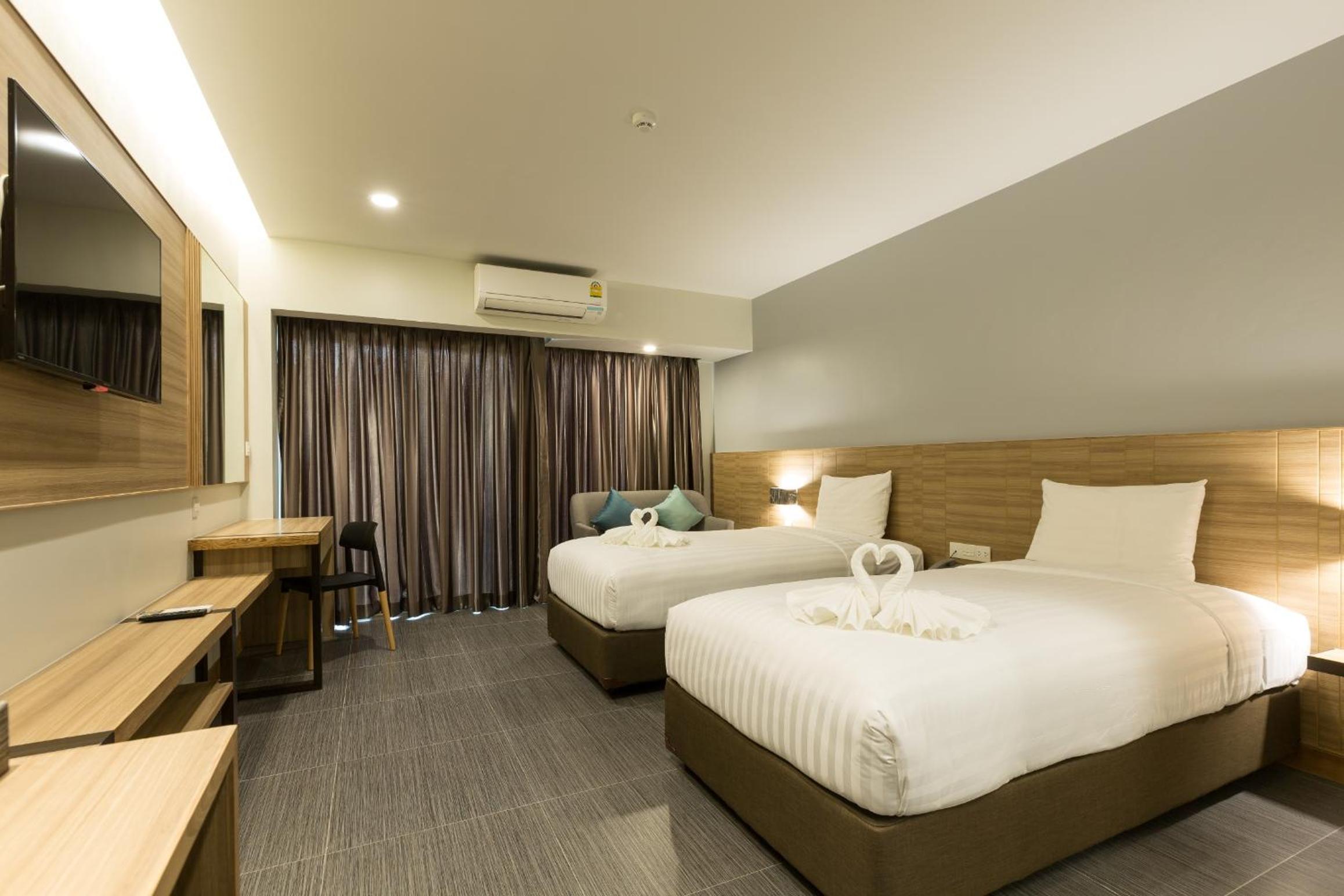 Deluxe Twin Room - Photo 1