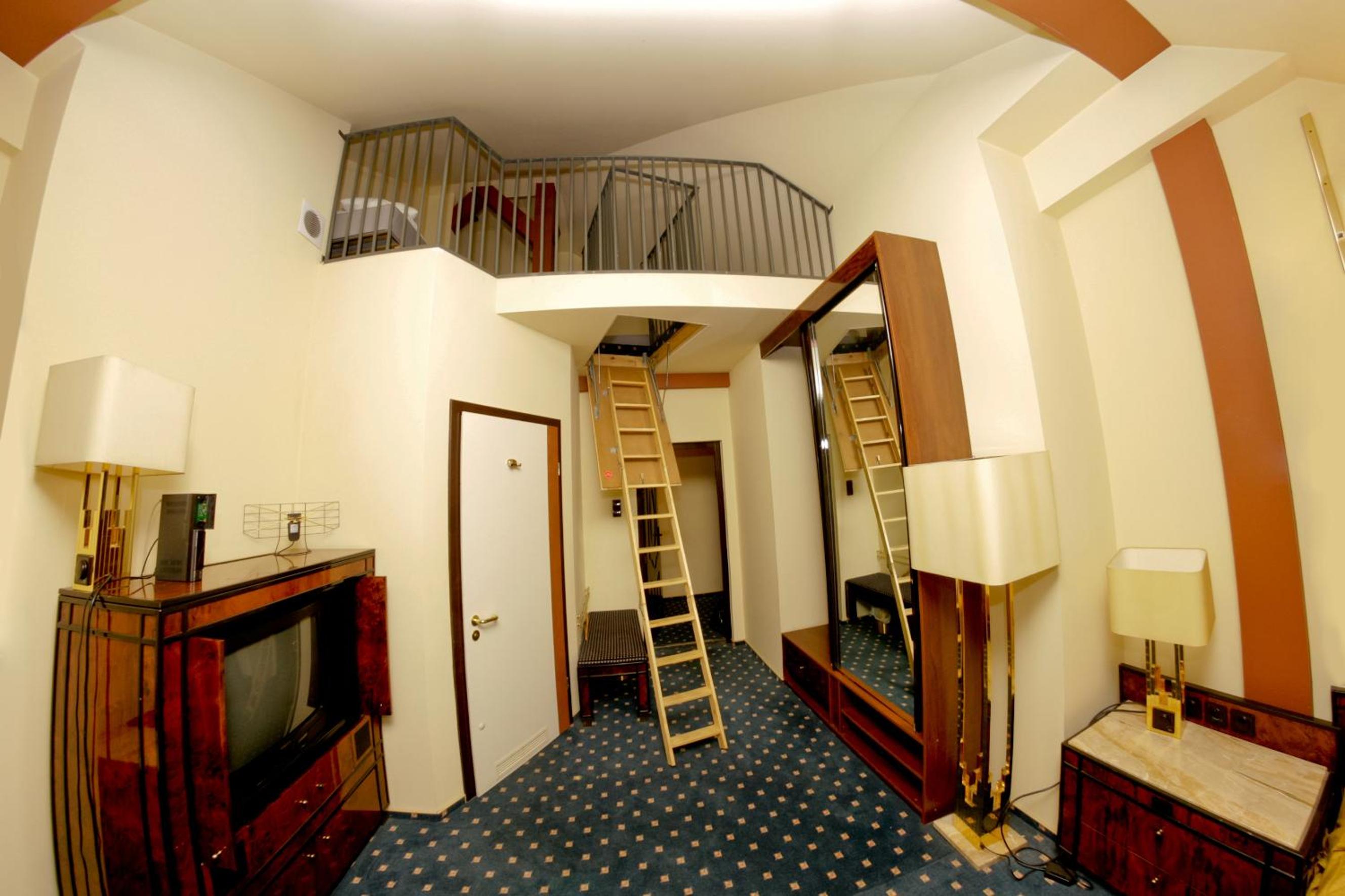 Triple Room - Photo 10