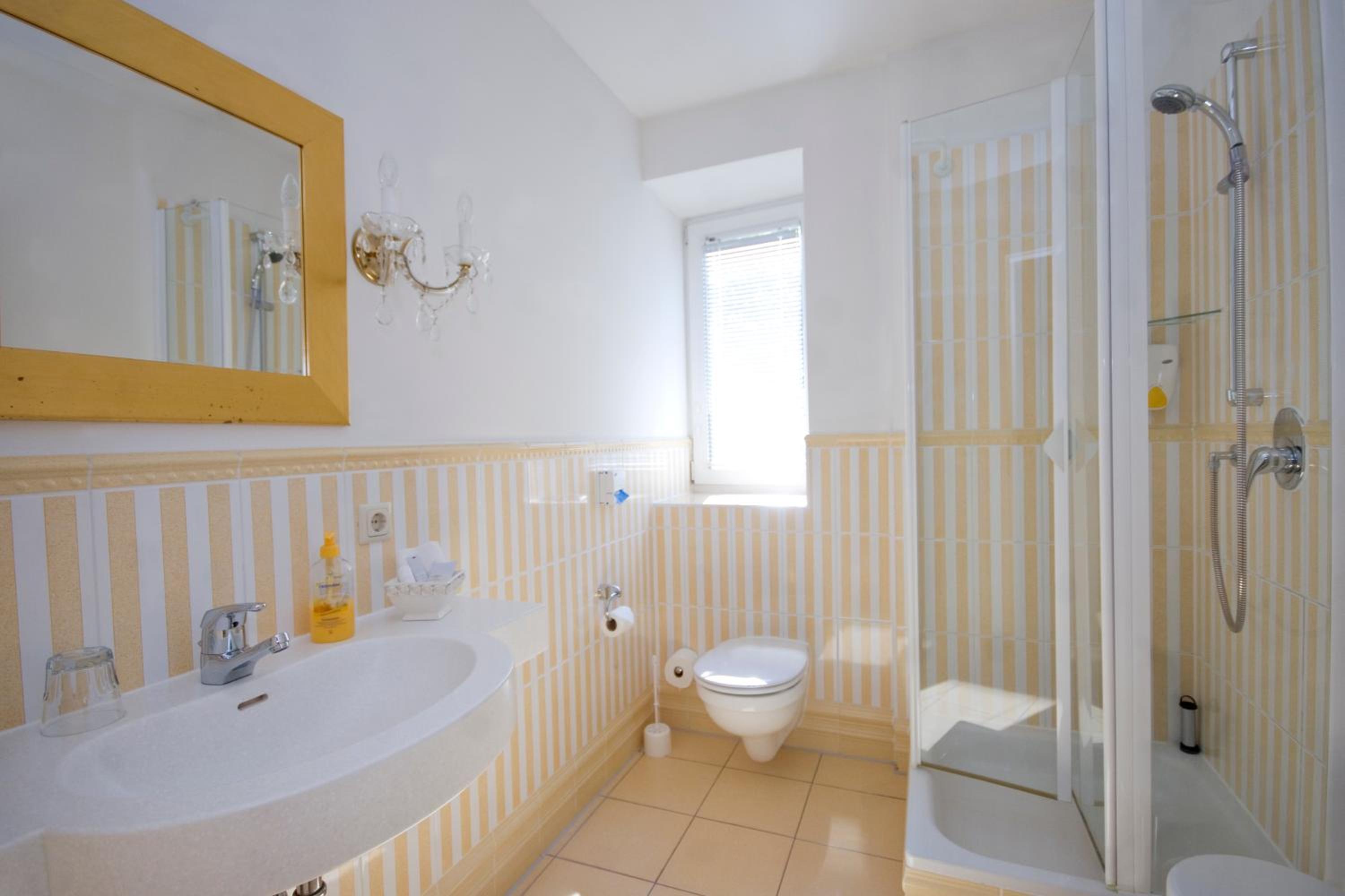 Double Room Hillside/Street - Photo 2