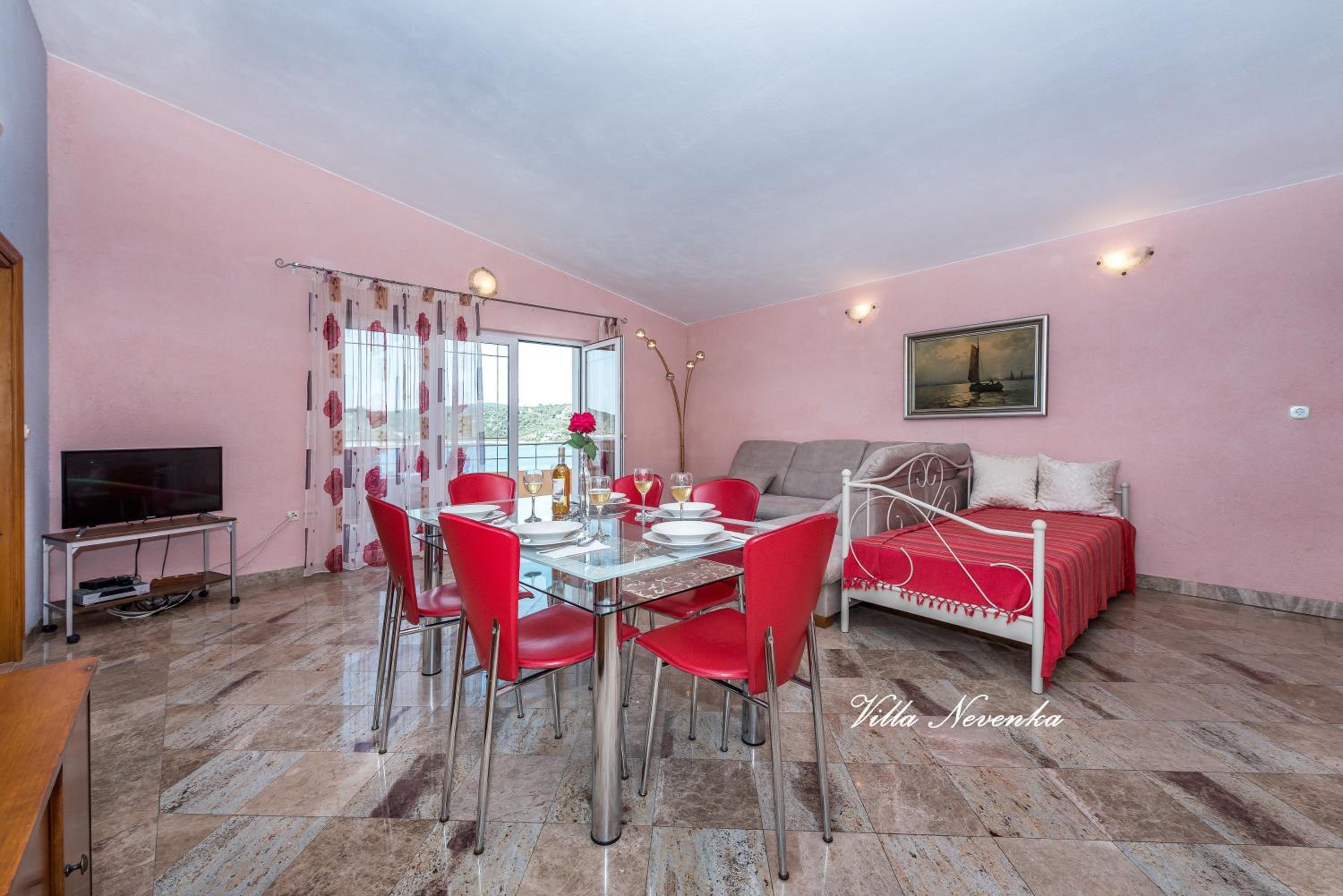 Two-Bedroom Apartment with Sea View photo 2