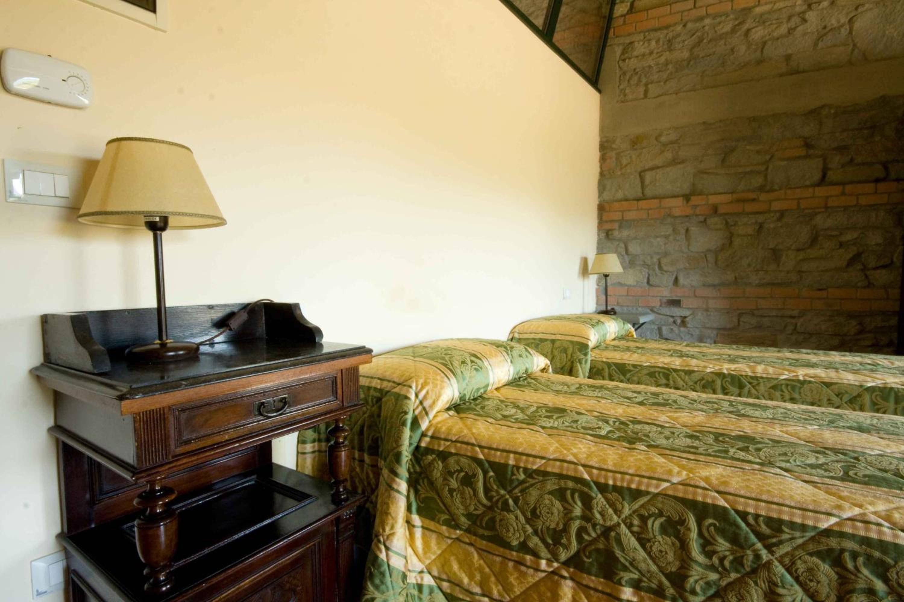 Double or Twin Room - Photo 17