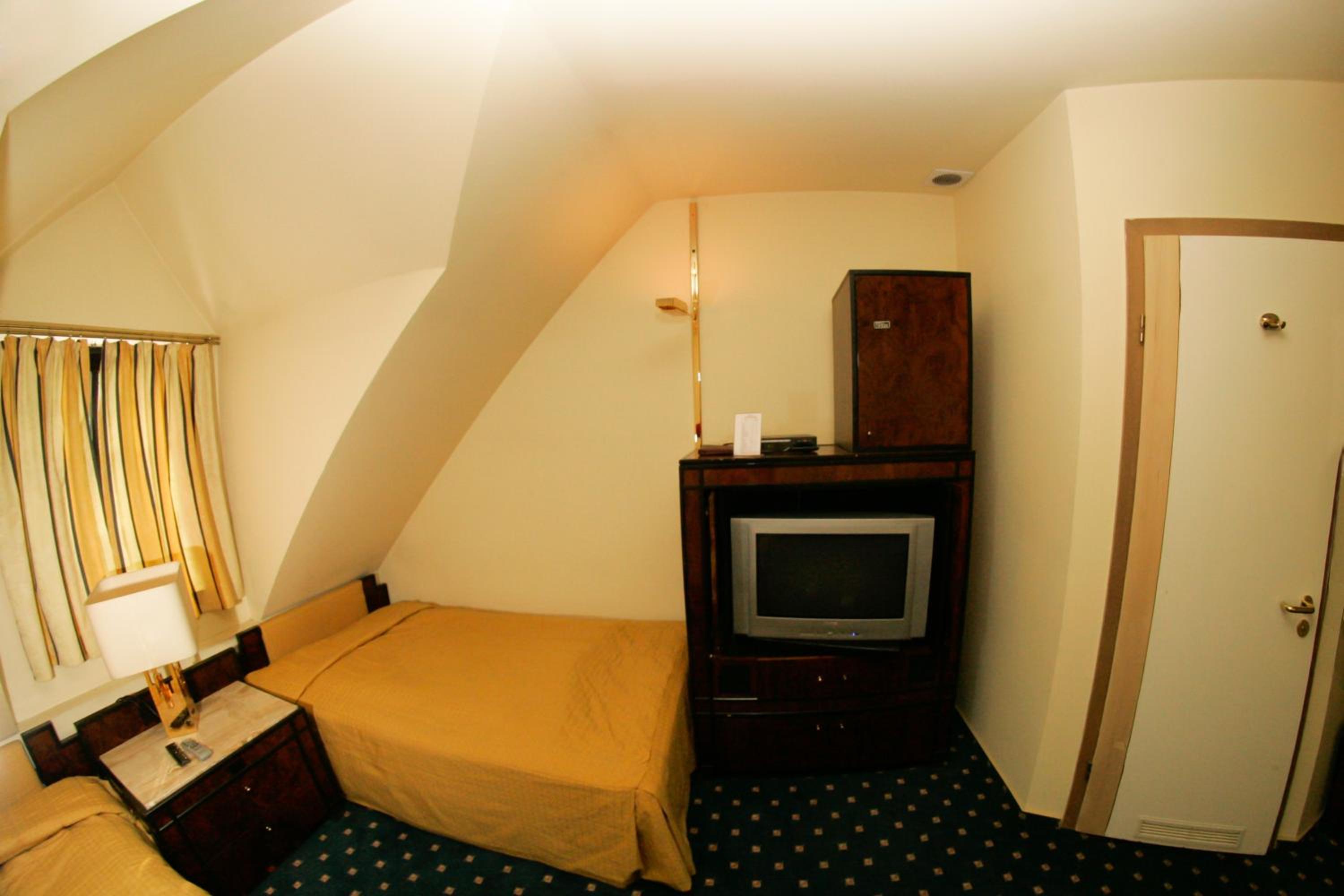 Double Room - Photo 33