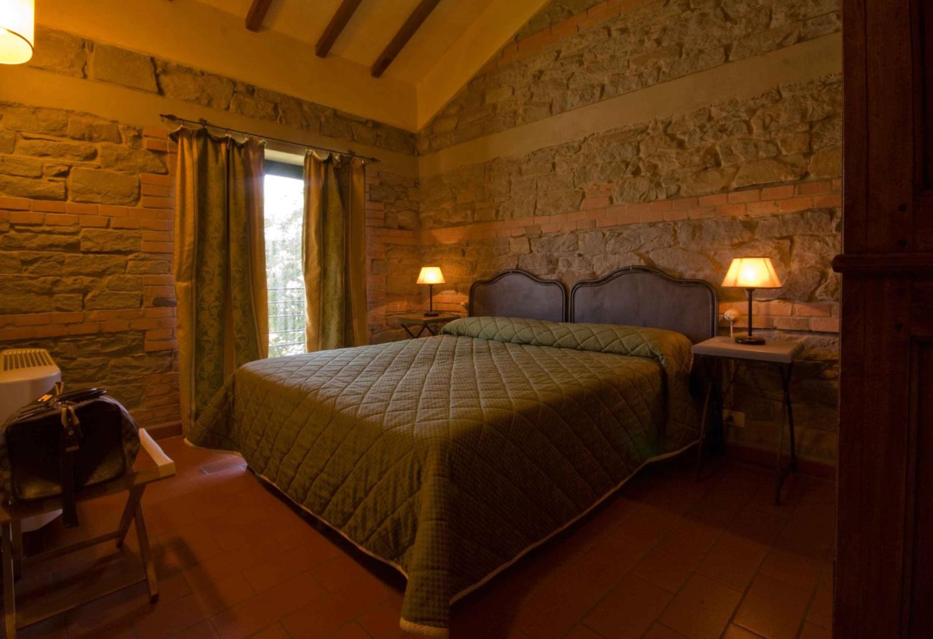 Double or Twin Room - Photo 1