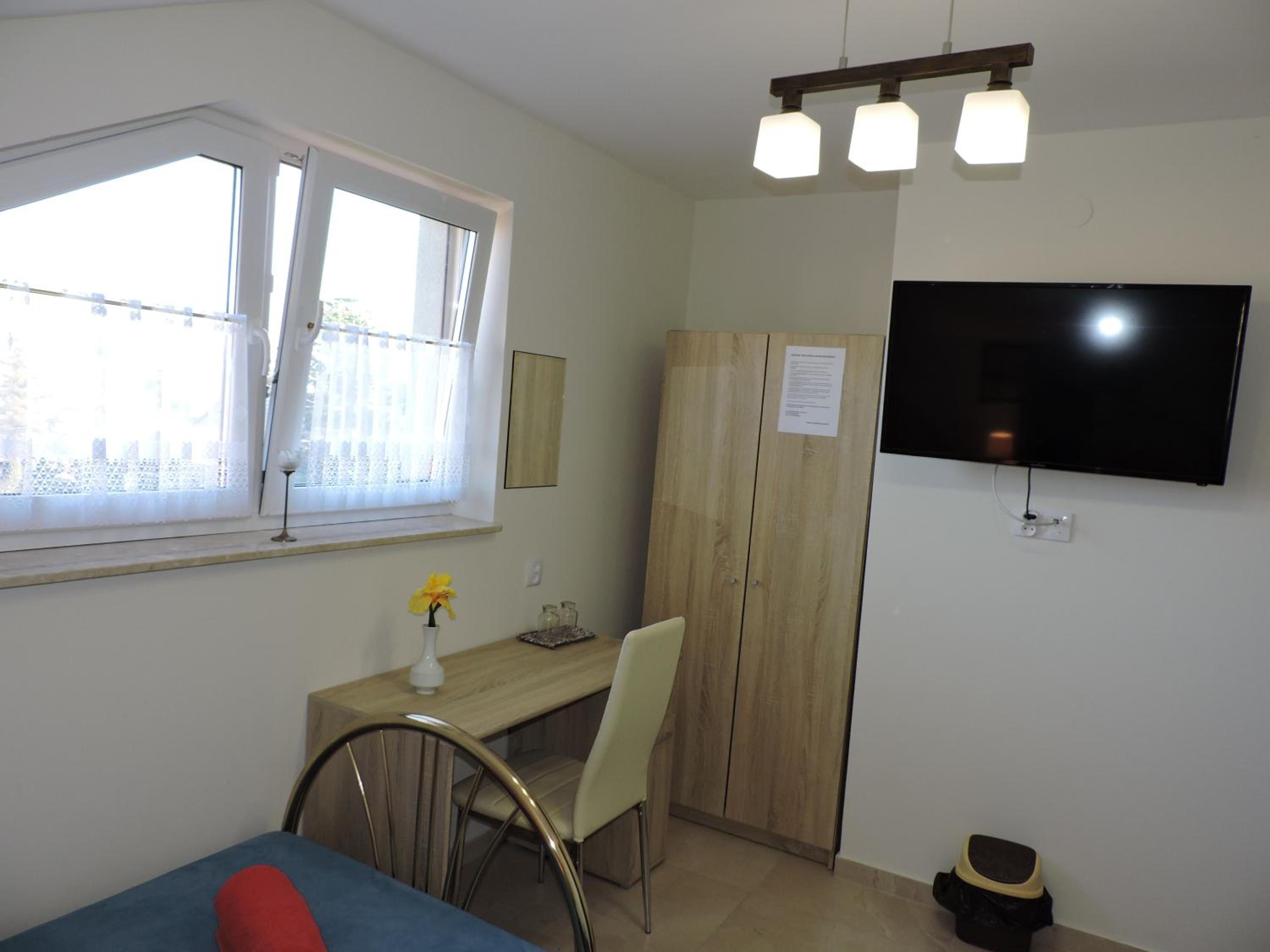 Double Room - Photo 3
