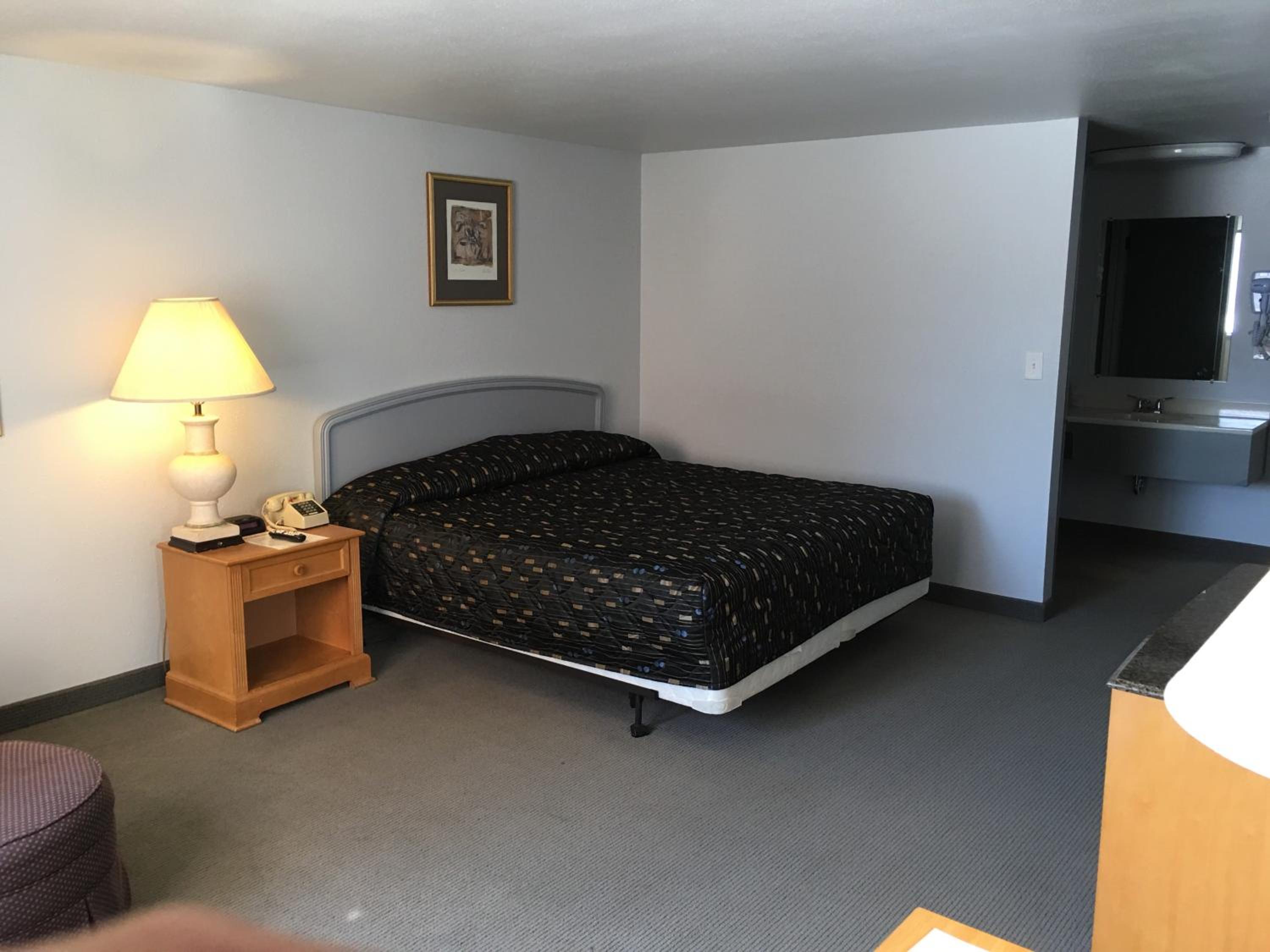 Queen Room - Photo 3