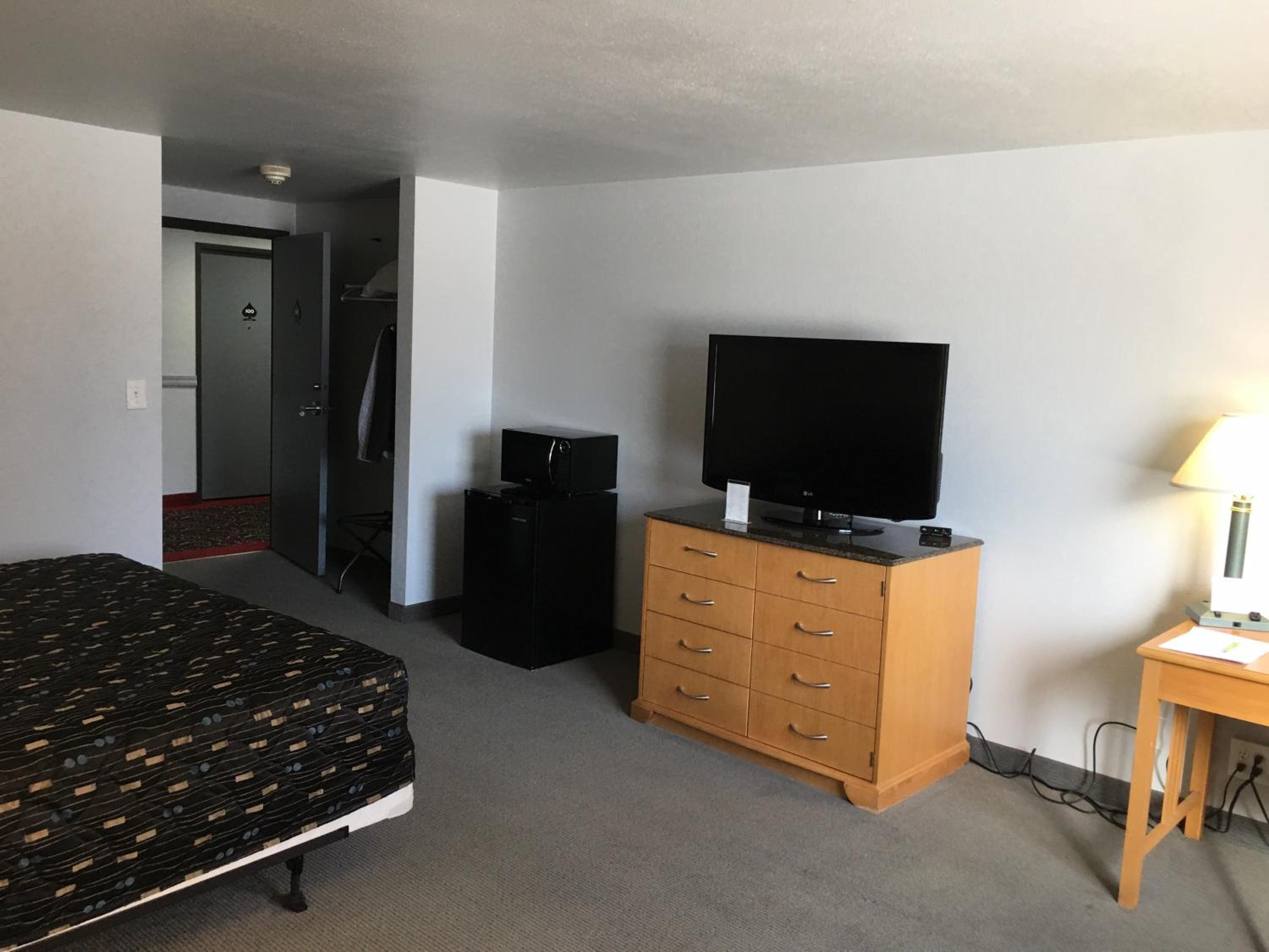 Queen Room - Photo 4