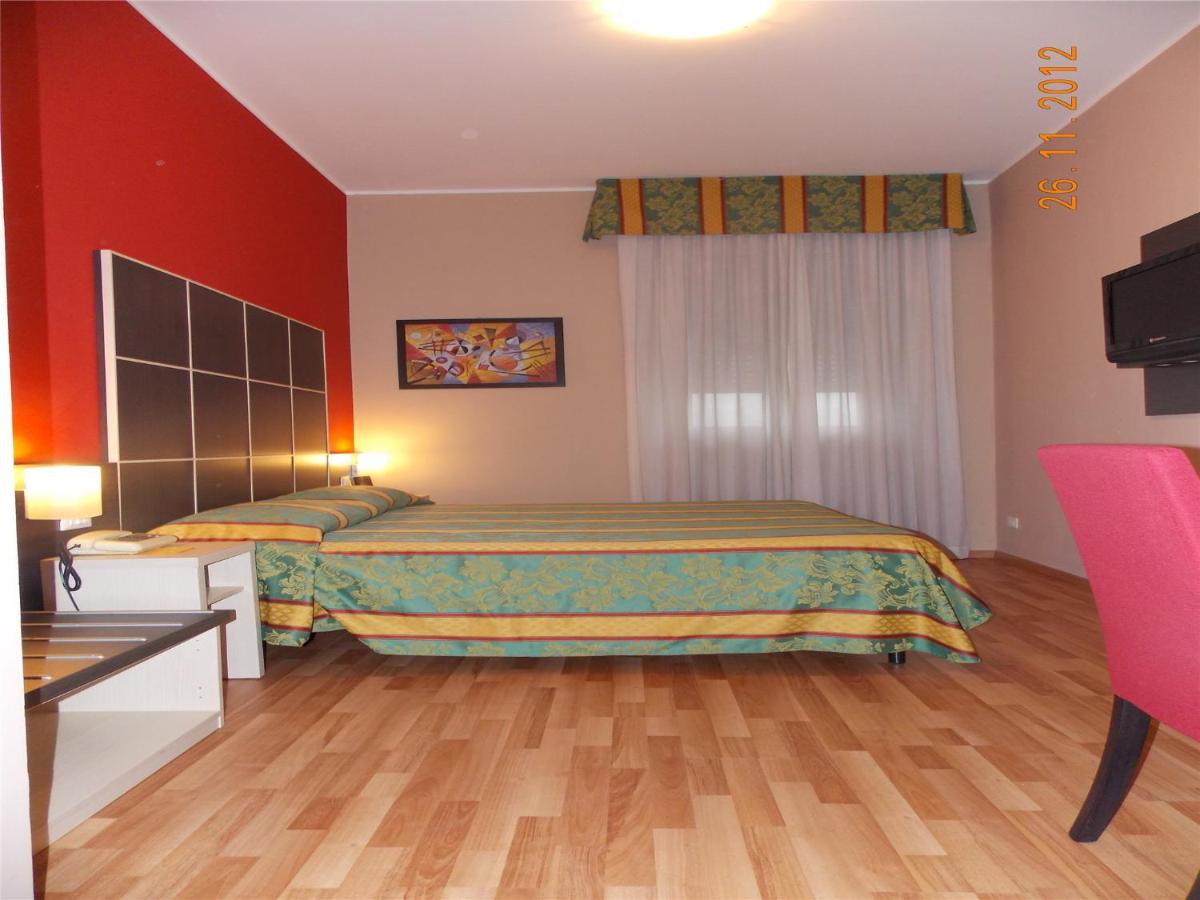 Triple Room photo 1