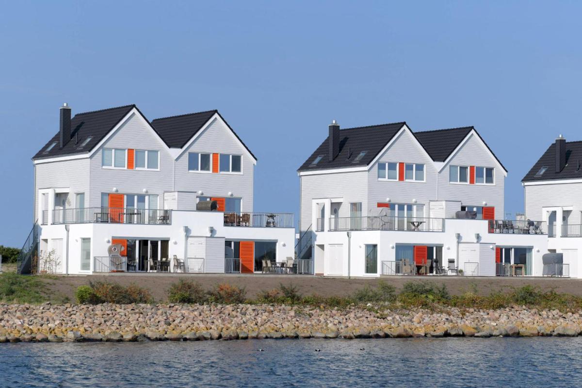Apartment with Sea View photo 1